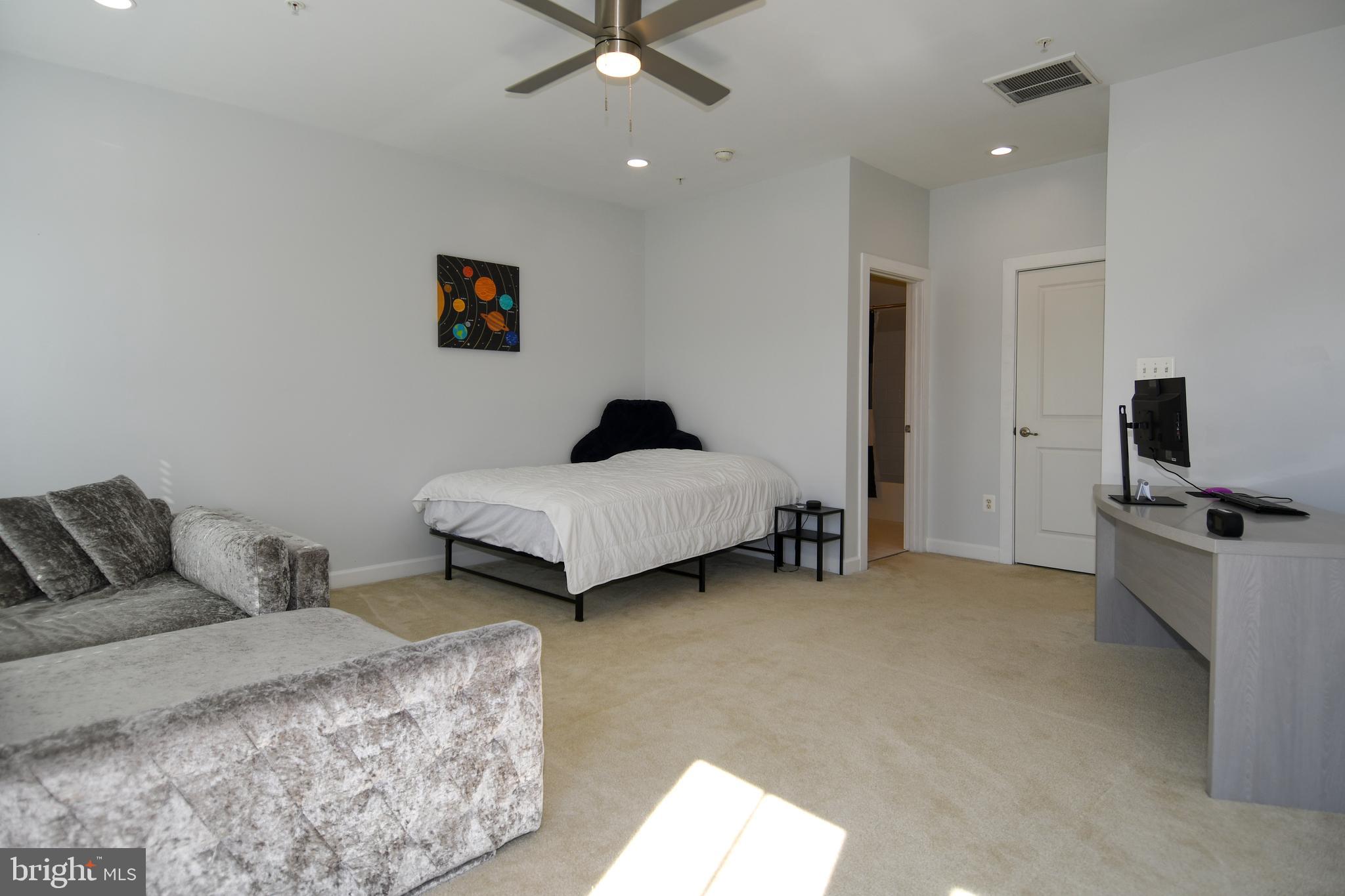 WATKINS MILL TOWN CENTER - Residential