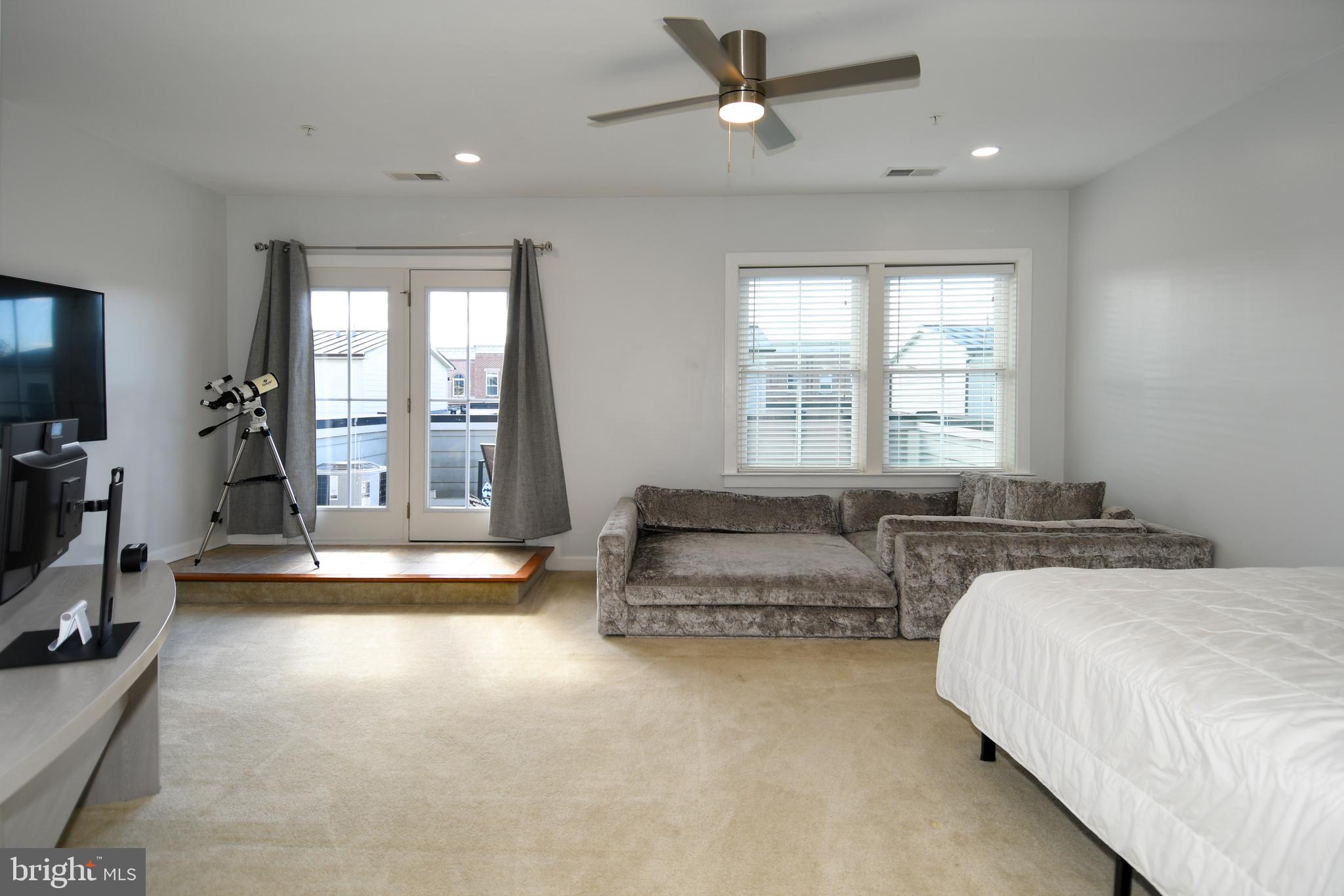 WATKINS MILL TOWN CENTER - Residential