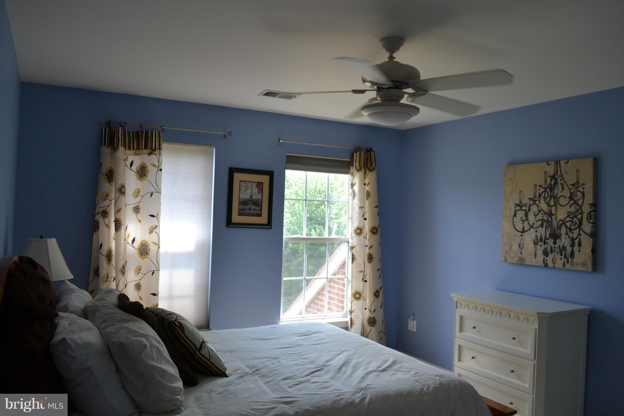 ALEXANDRAS GROVE AT BELMONT - Residential