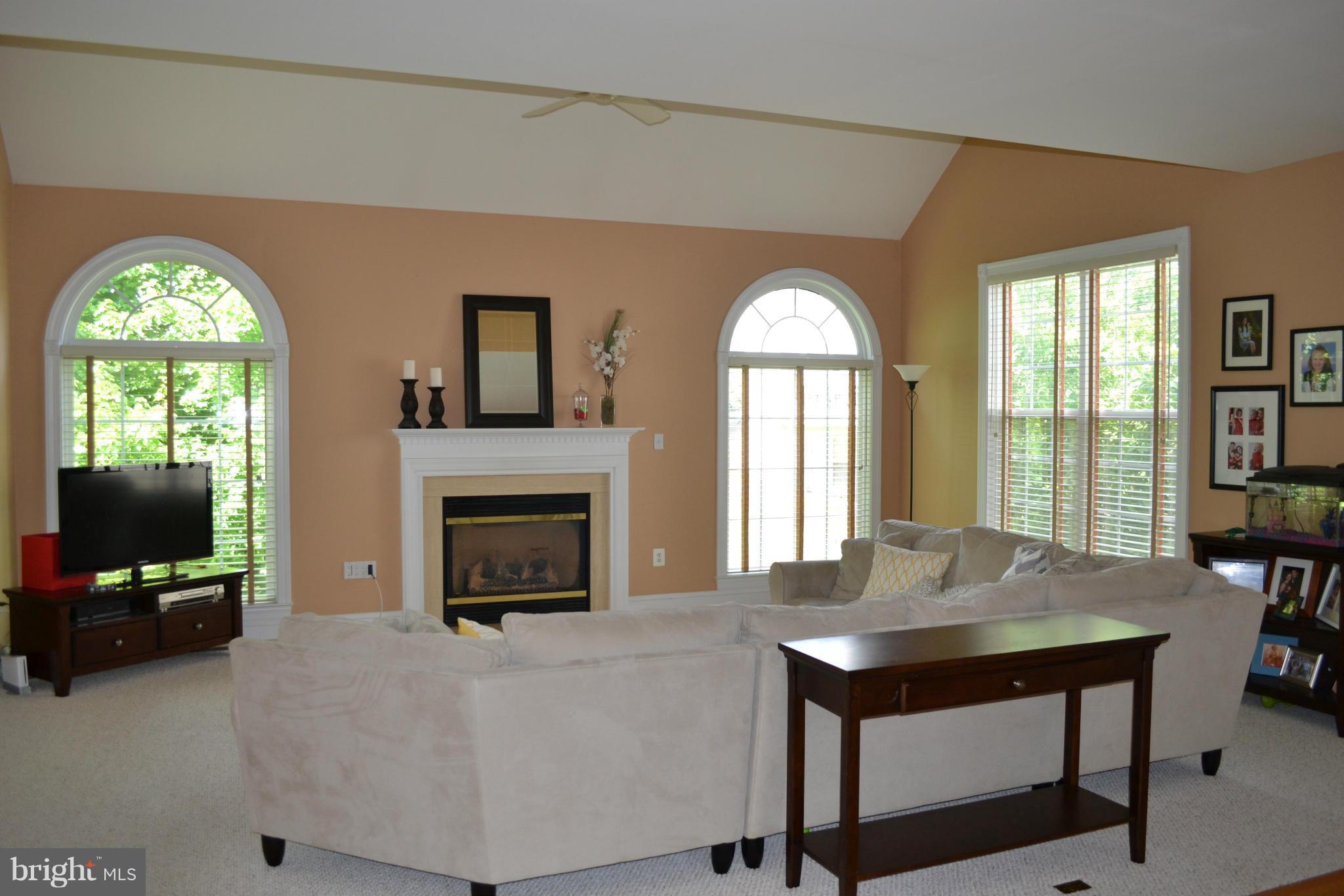 ALEXANDRAS GROVE AT BELMONT - Residential