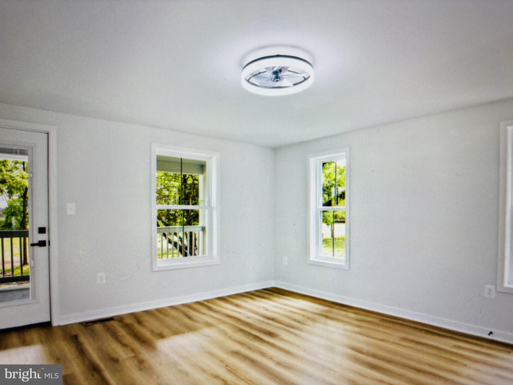 CHARLES TOWN - Residential Lease