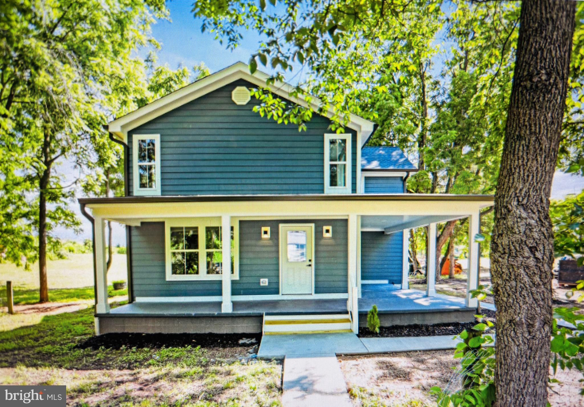 CHARLES TOWN - Residential Lease