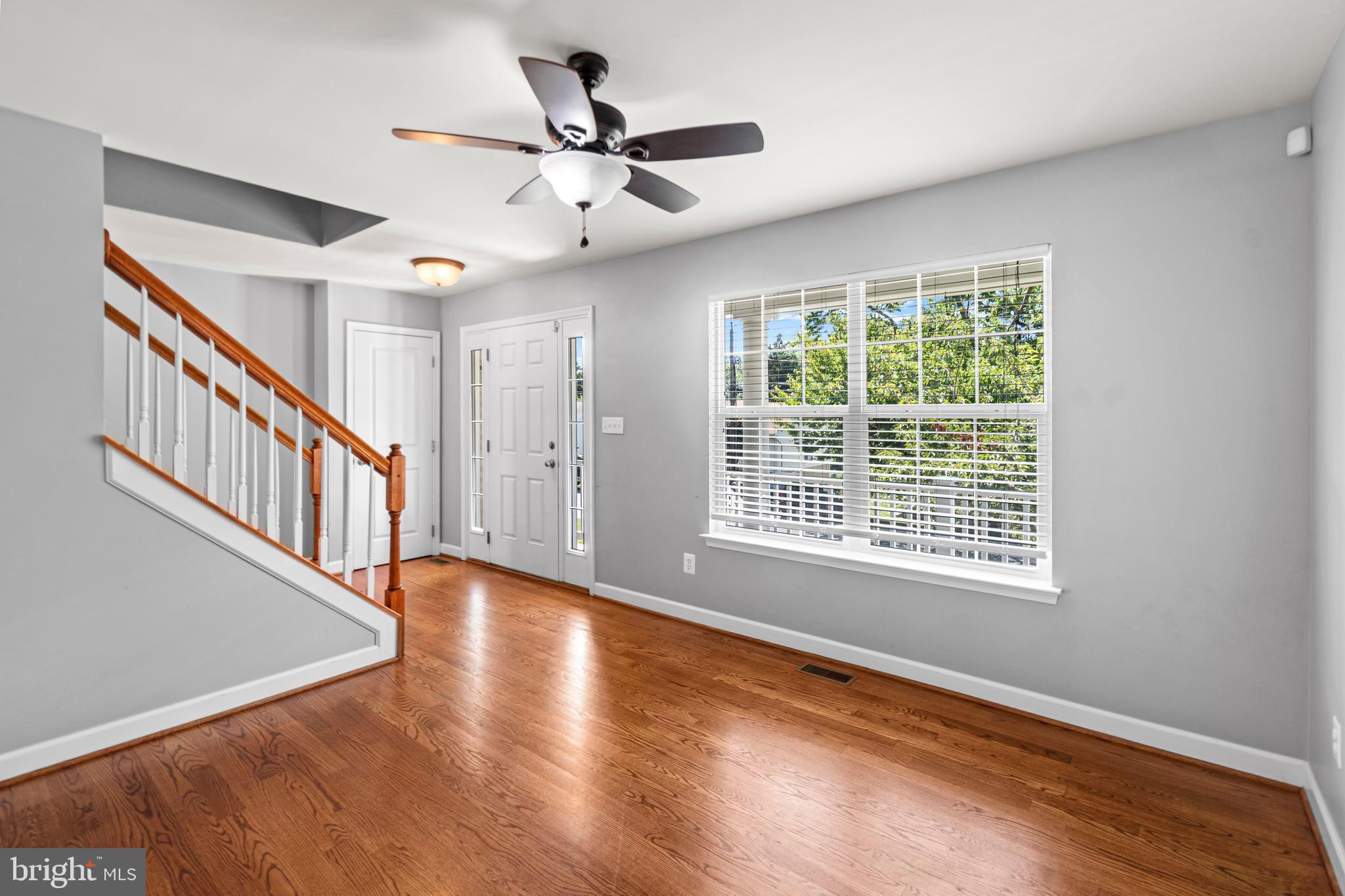 1294 SEABRIGHT DRIVE