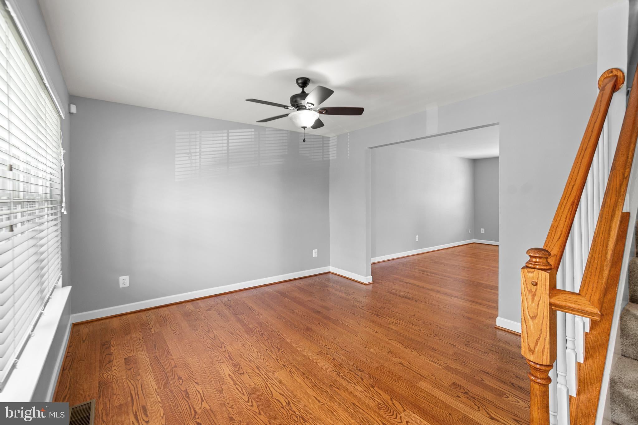 1294 SEABRIGHT DRIVE