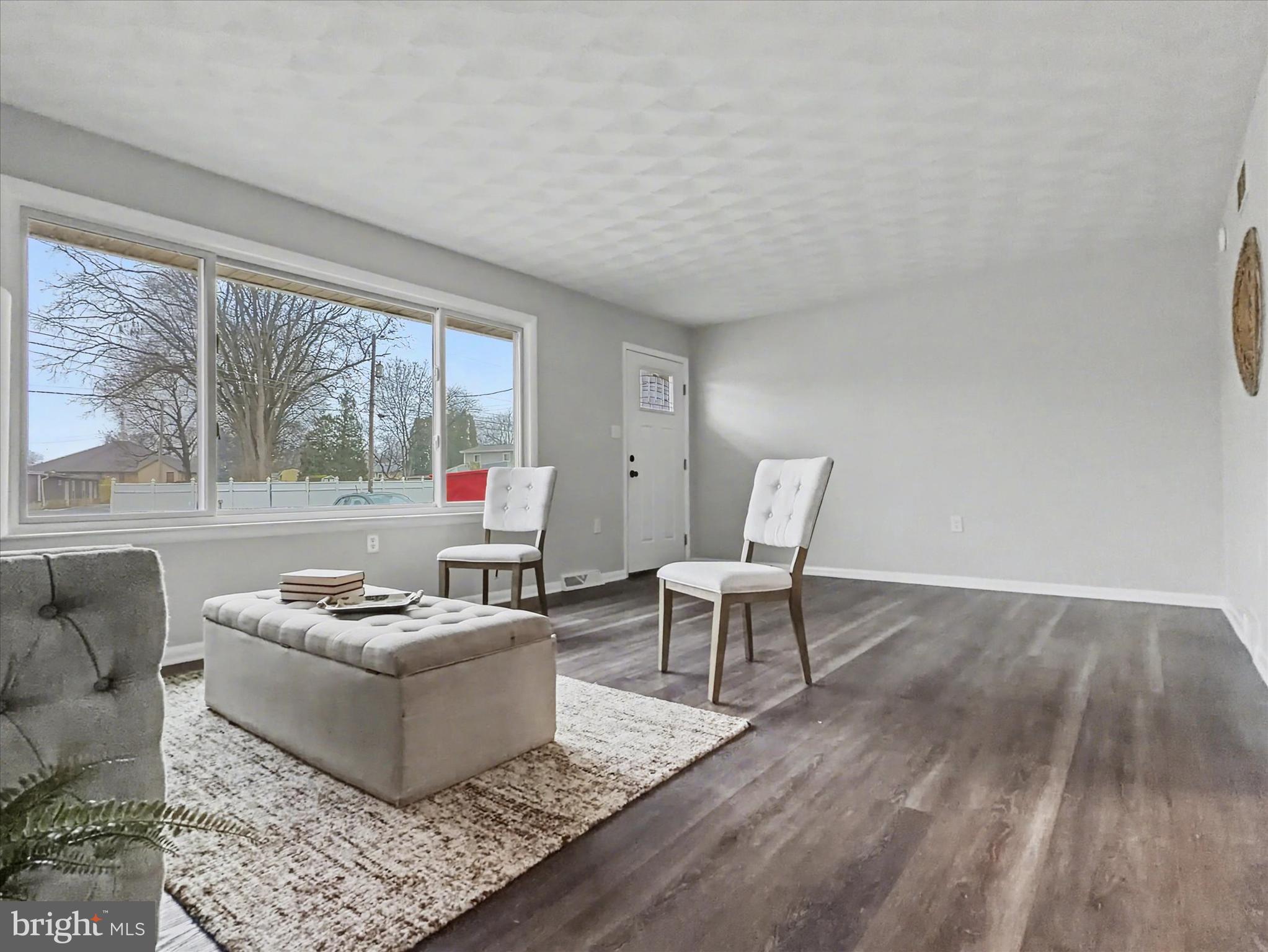 215 SAINT JOHNS CHURCH ROAD