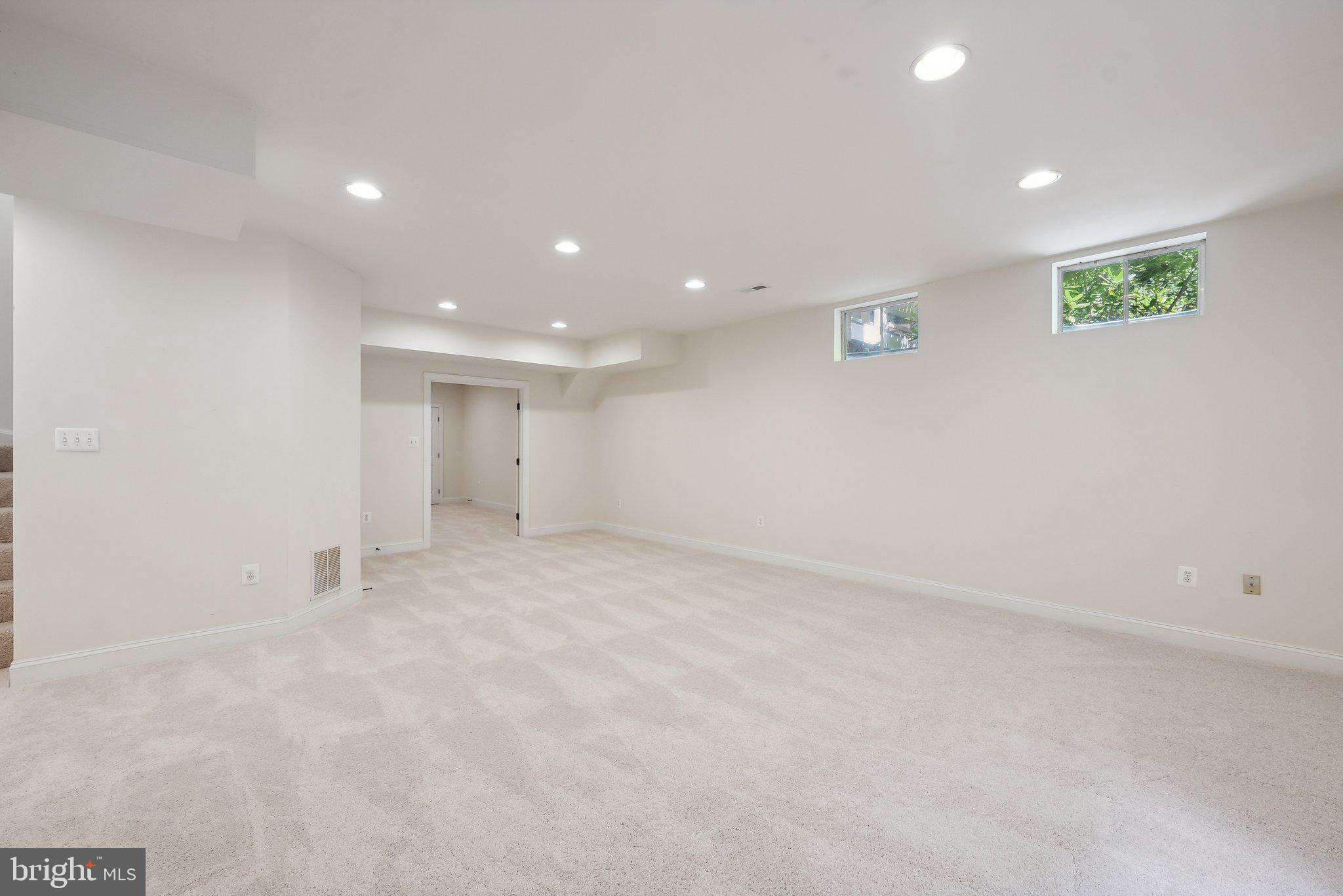 HOLMES RUN ACRES - Residential