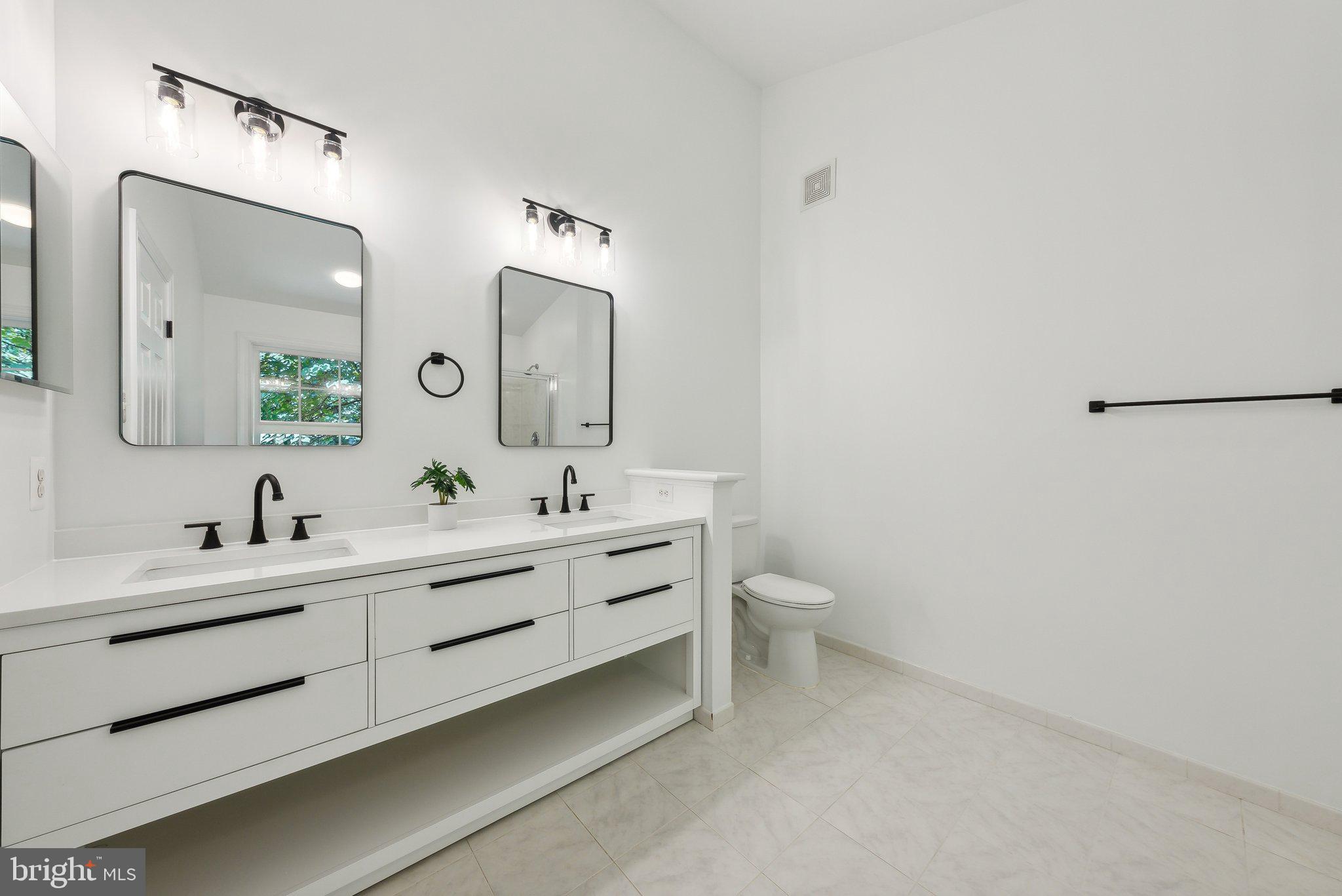 HOLMES RUN ACRES - Residential