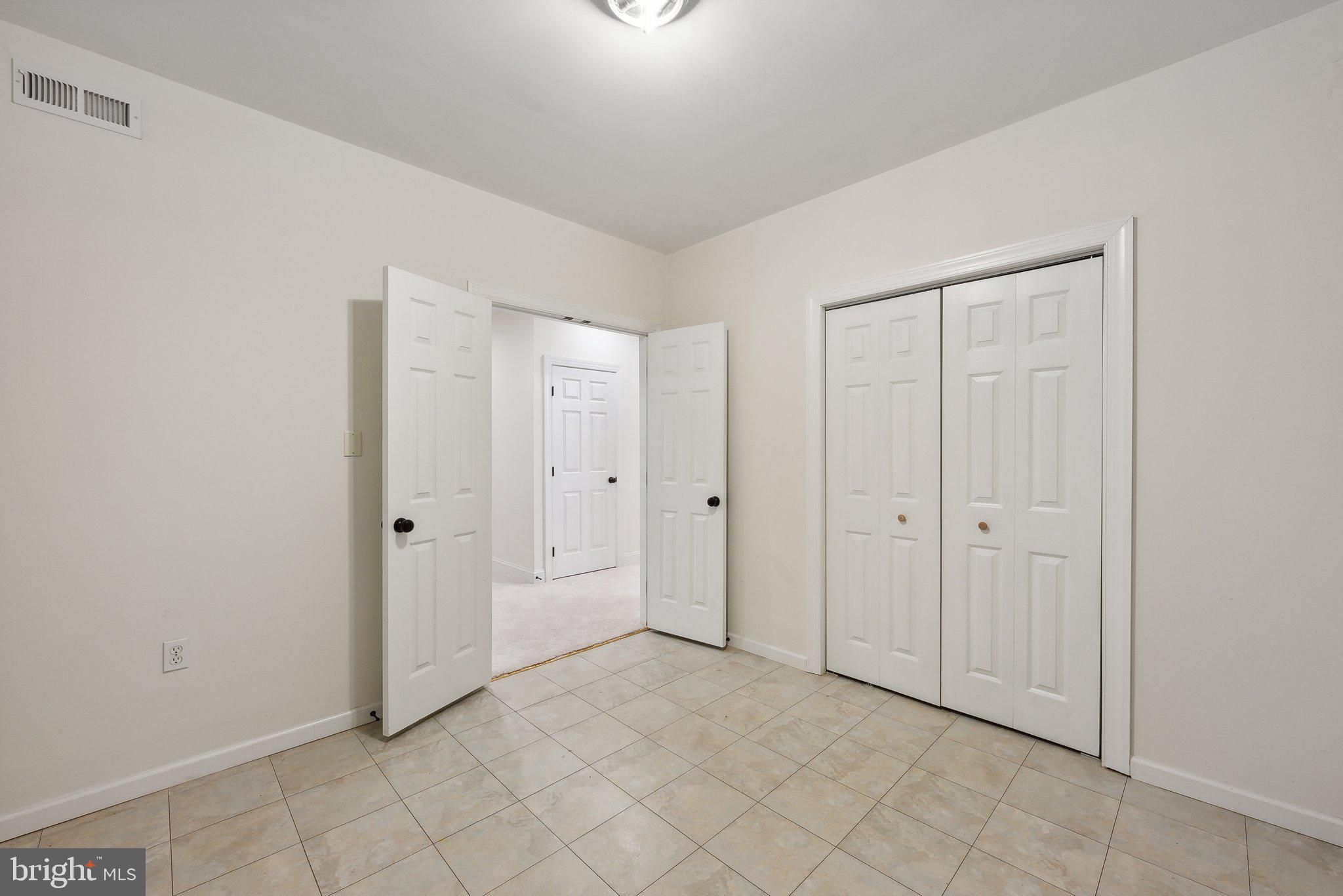 HOLMES RUN ACRES - Residential