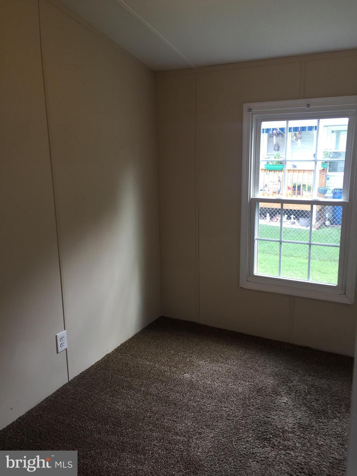 HIGHLAND MANOR - Residential Lease