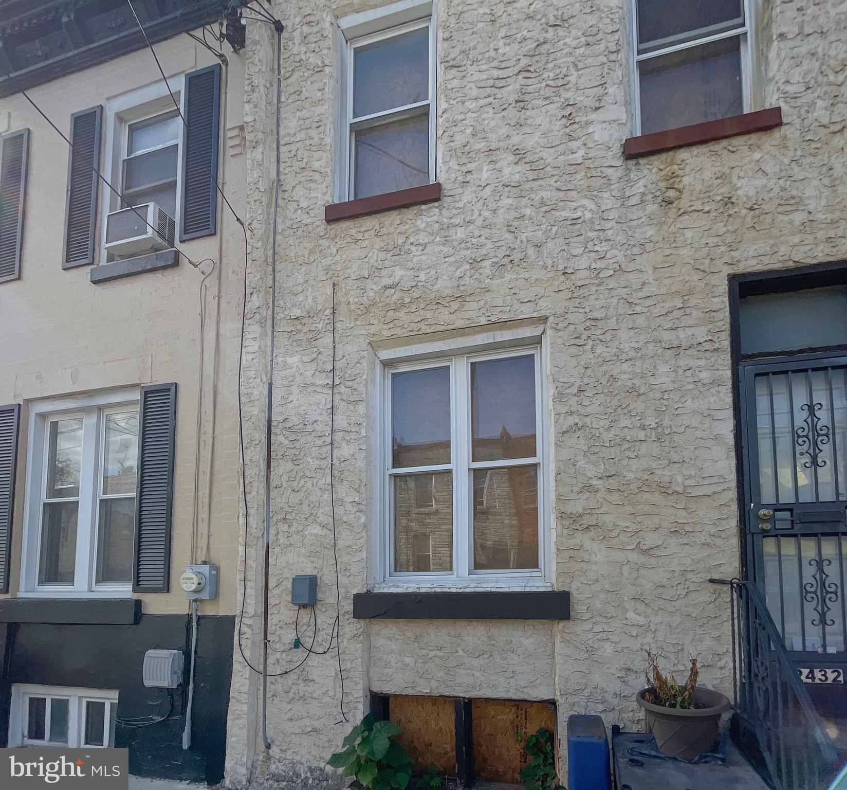 STRAWBERRY MANSION - Residential