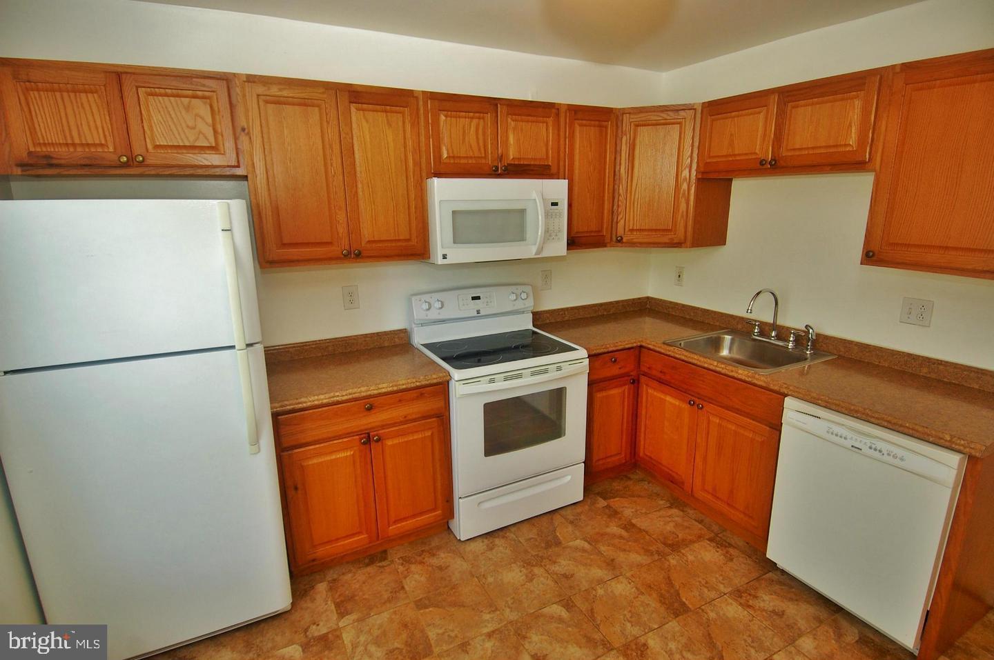 BANCROFT MEADOWCROFT - Residential Lease