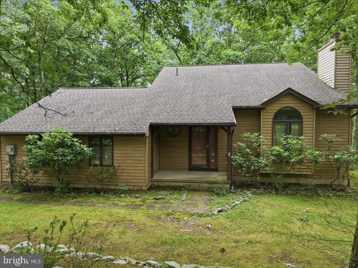 408 LONGVIEW DRIVE