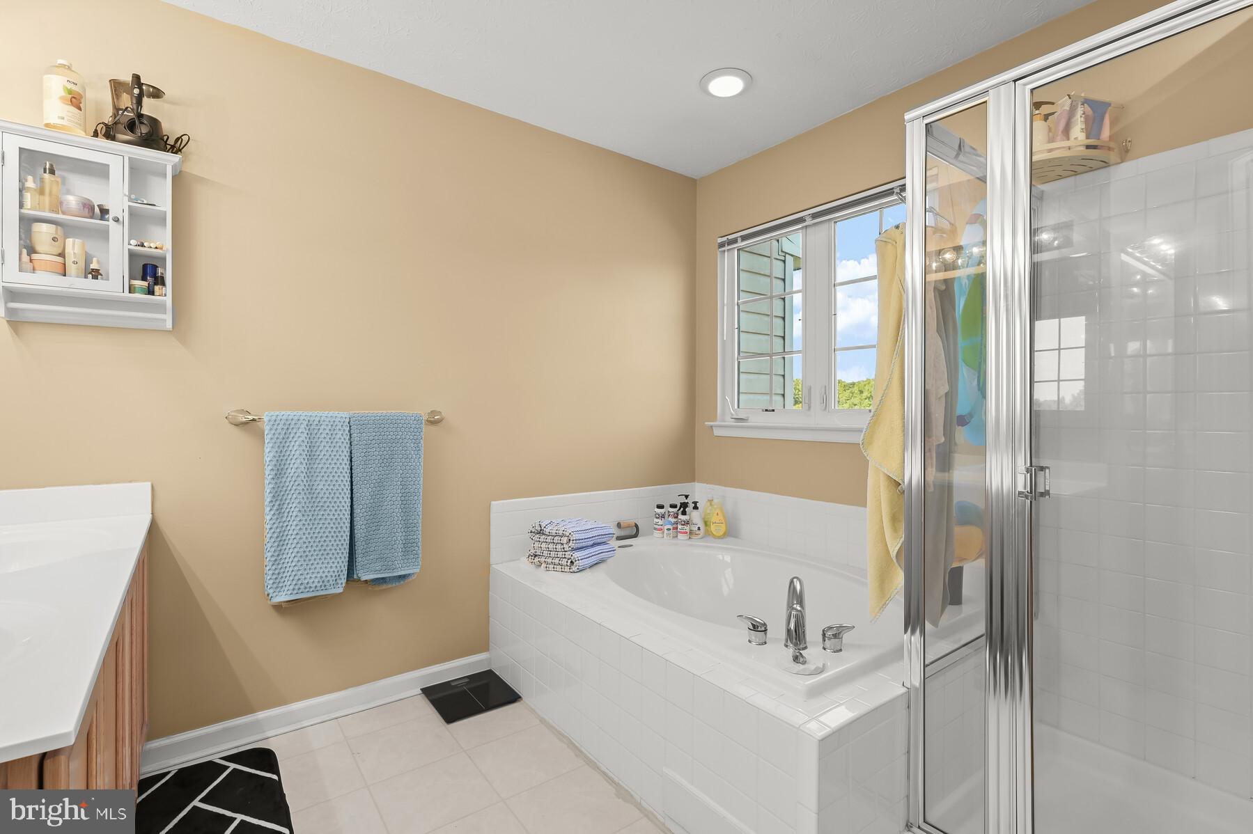 PINEY ORCHARD - Residential