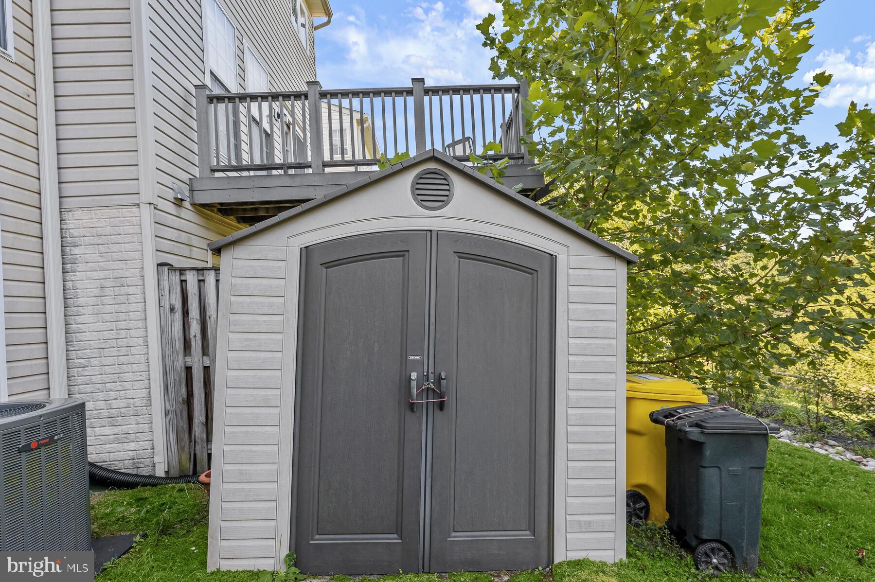 PINEY ORCHARD - Residential