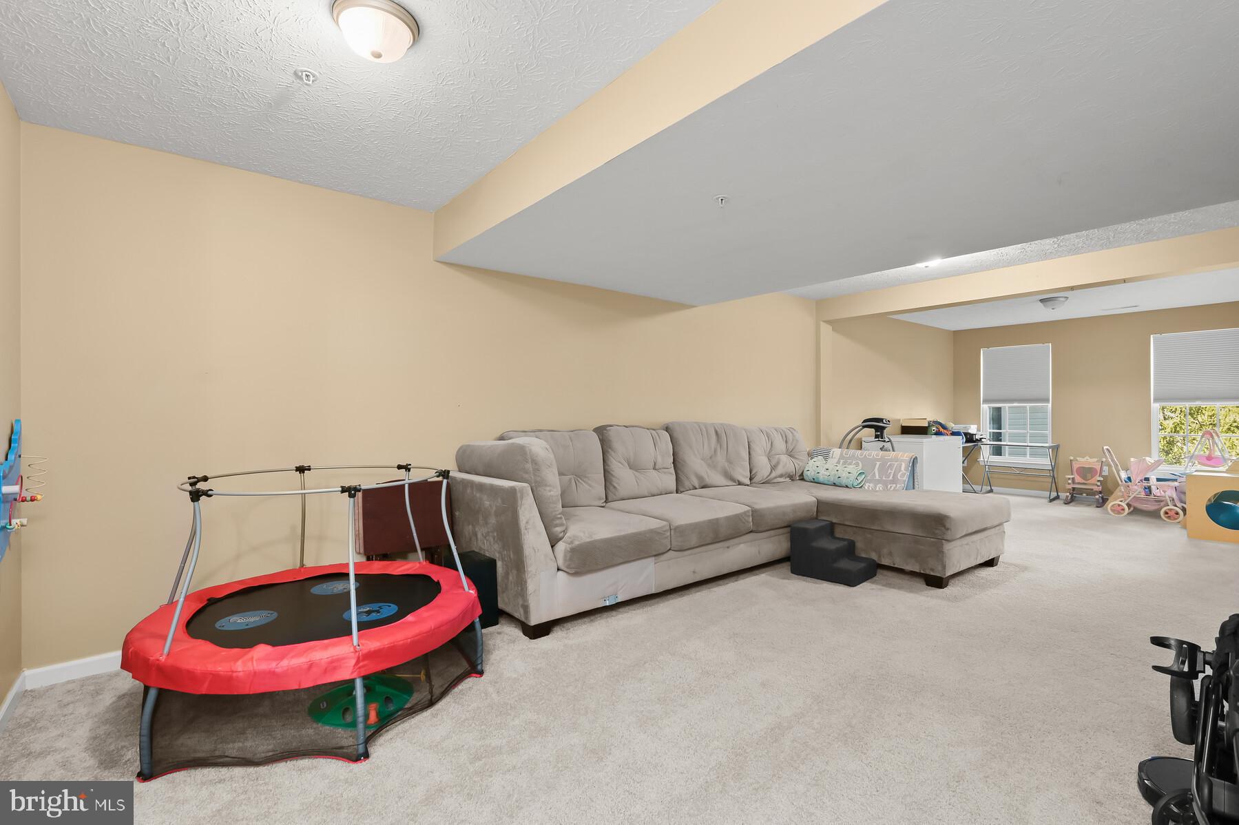 PINEY ORCHARD - Residential