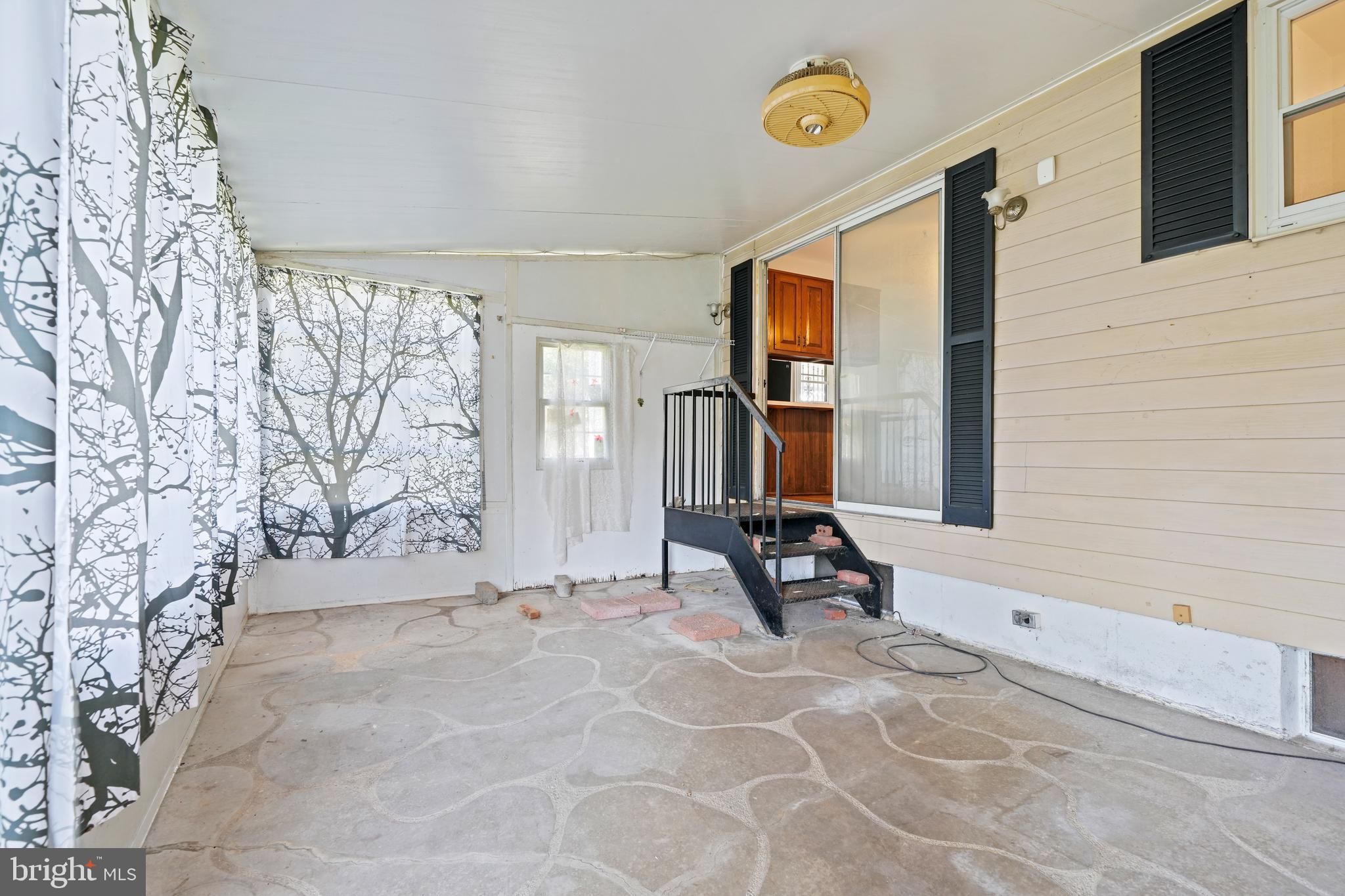 MARYLAND CITY - Residential