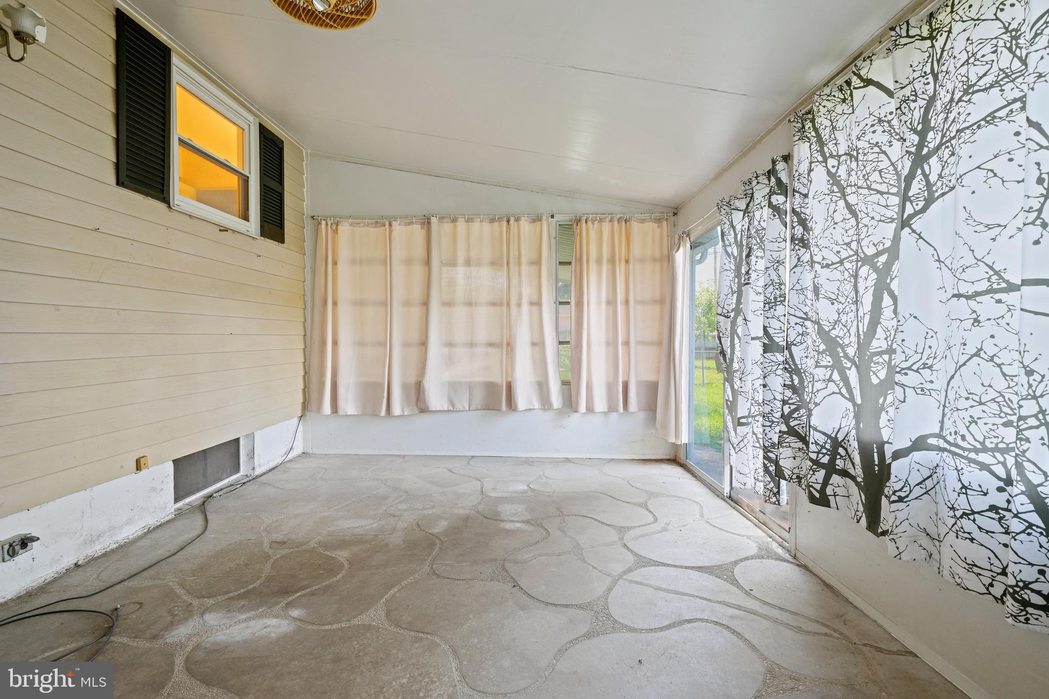 MARYLAND CITY - Residential