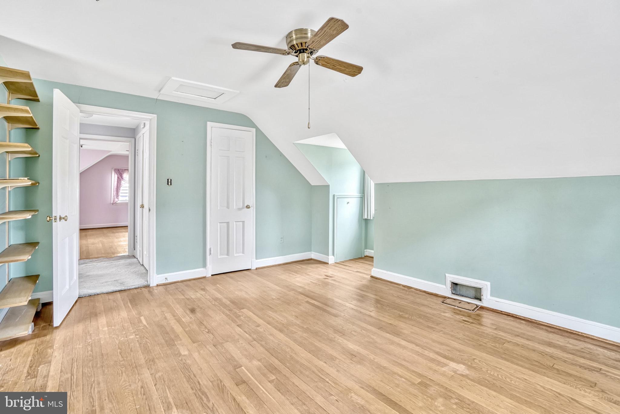 MONTICELLO PARK - Residential