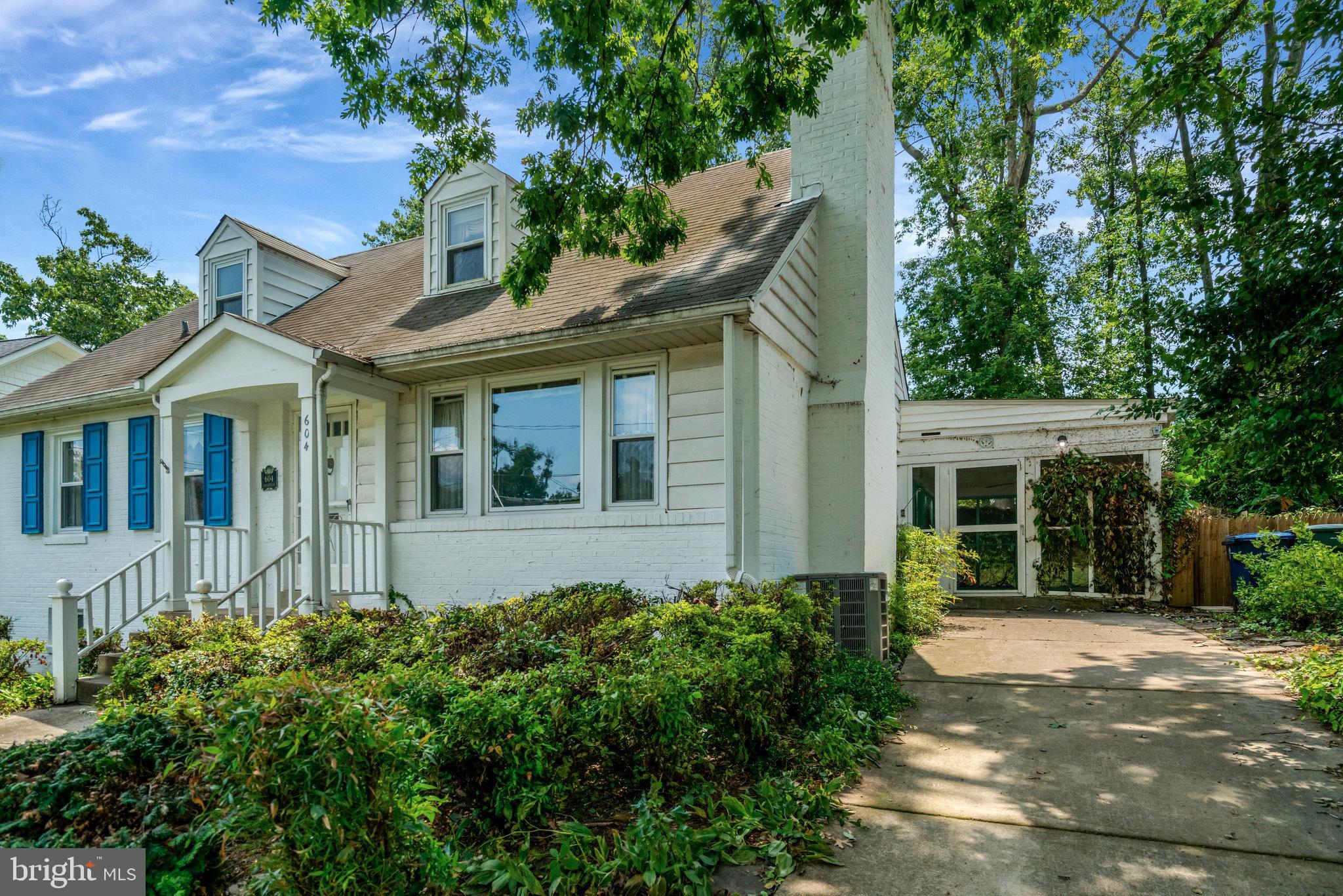 MONTICELLO PARK - Residential