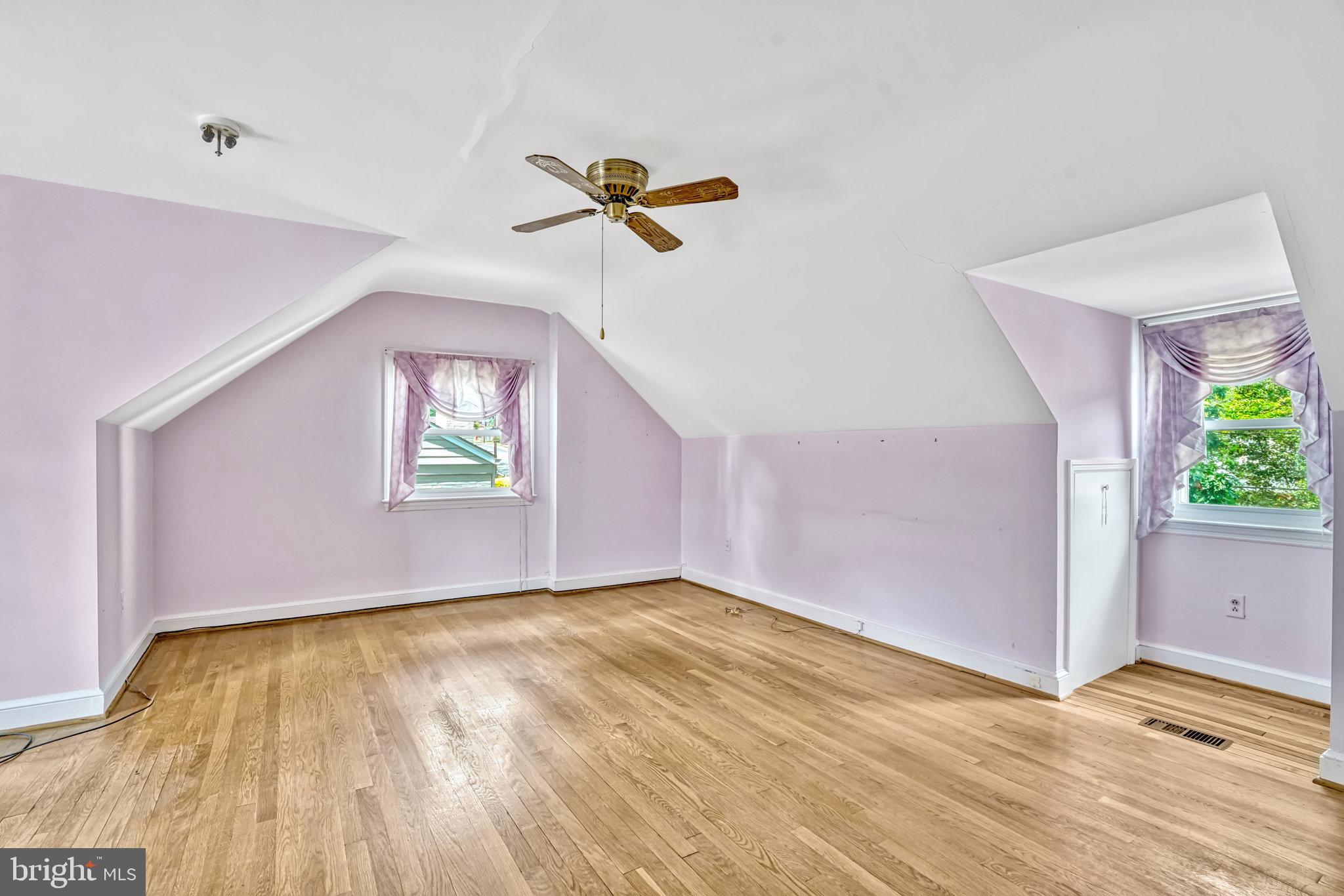 MONTICELLO PARK - Residential