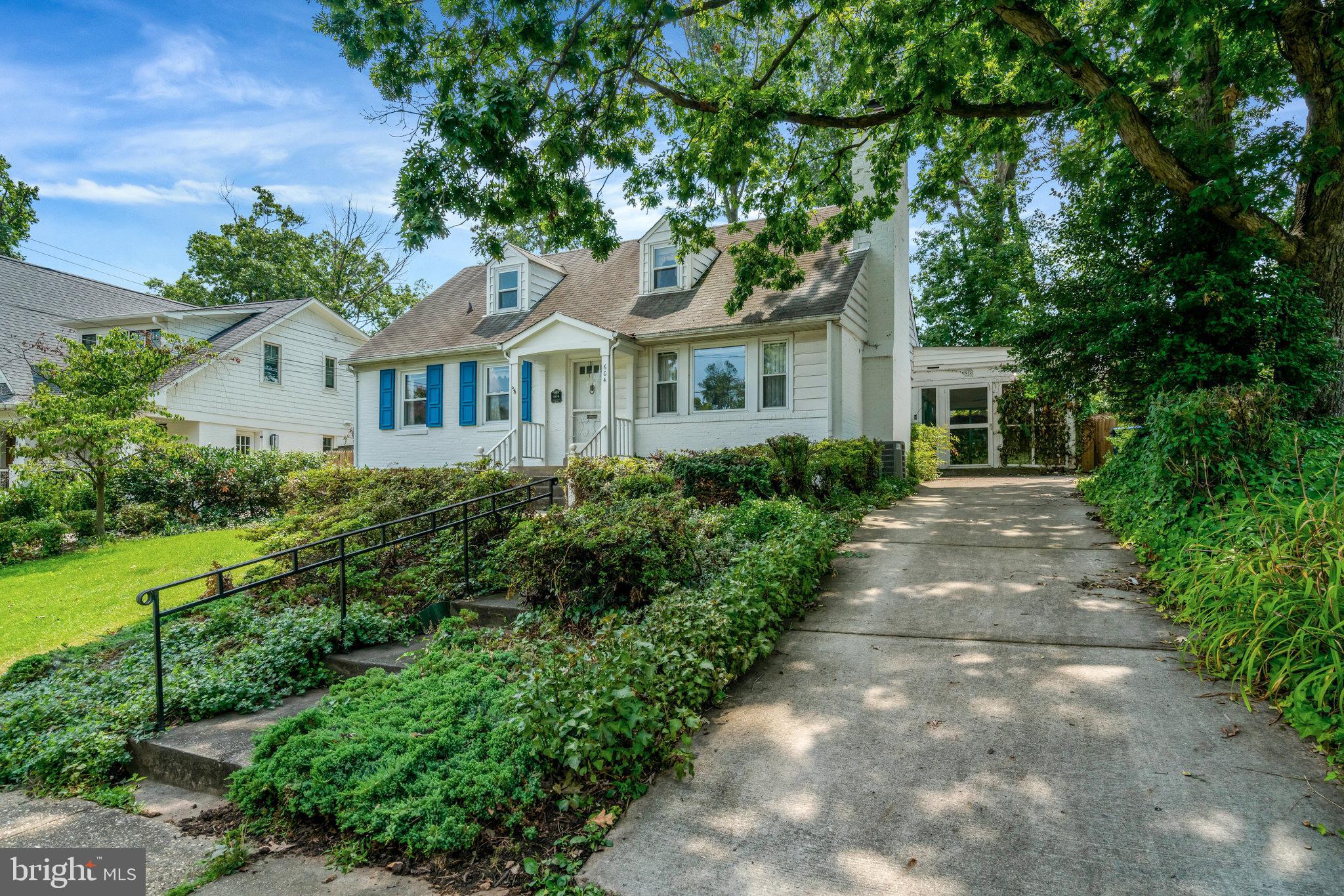 MONTICELLO PARK - Residential