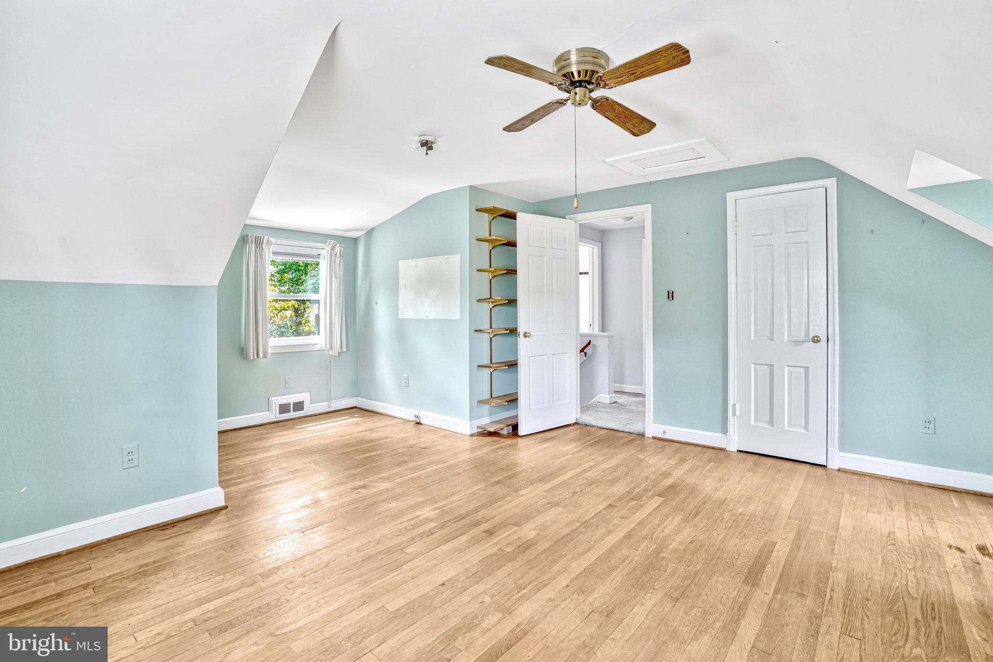 MONTICELLO PARK - Residential