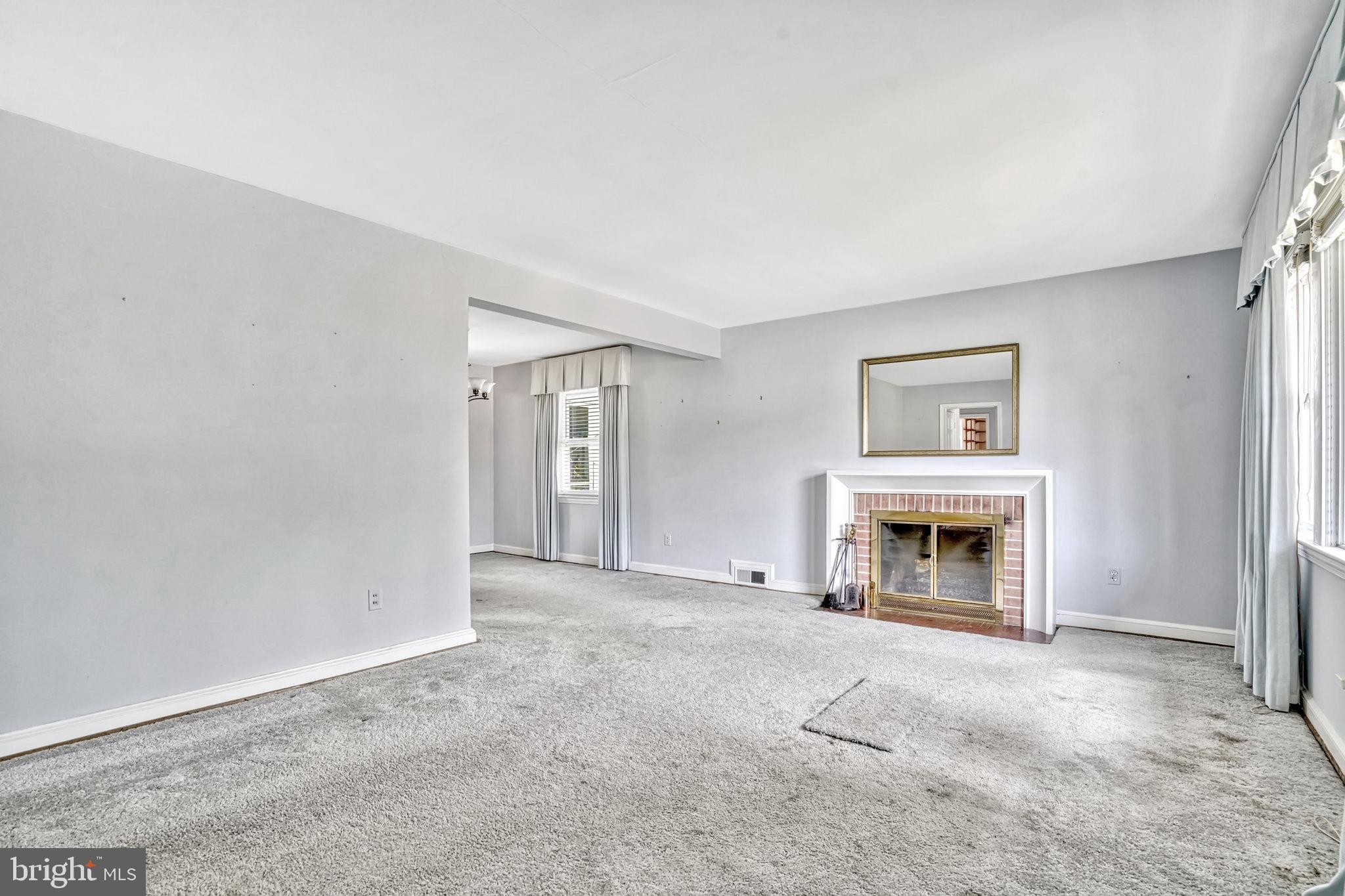 MONTICELLO PARK - Residential