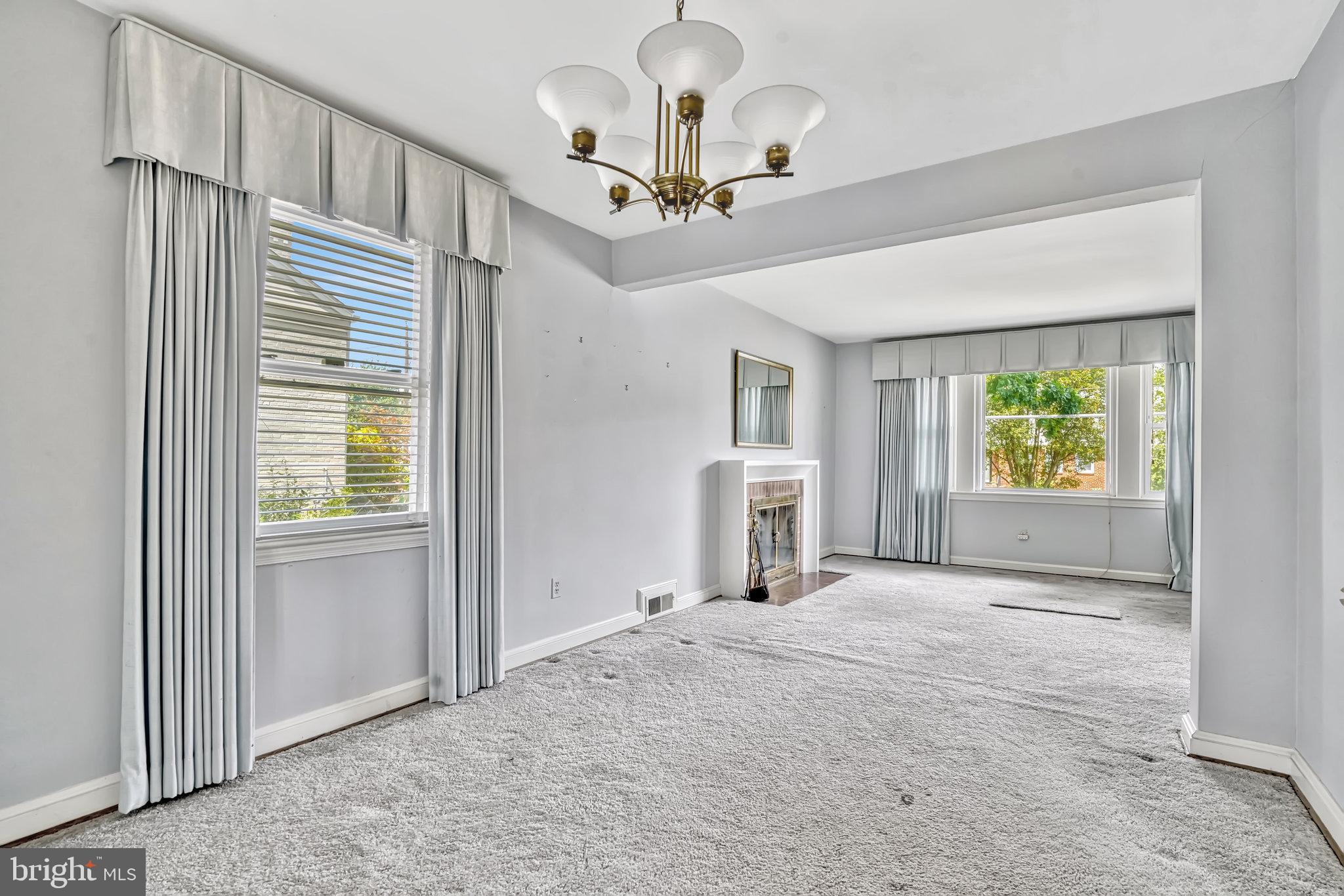 MONTICELLO PARK - Residential