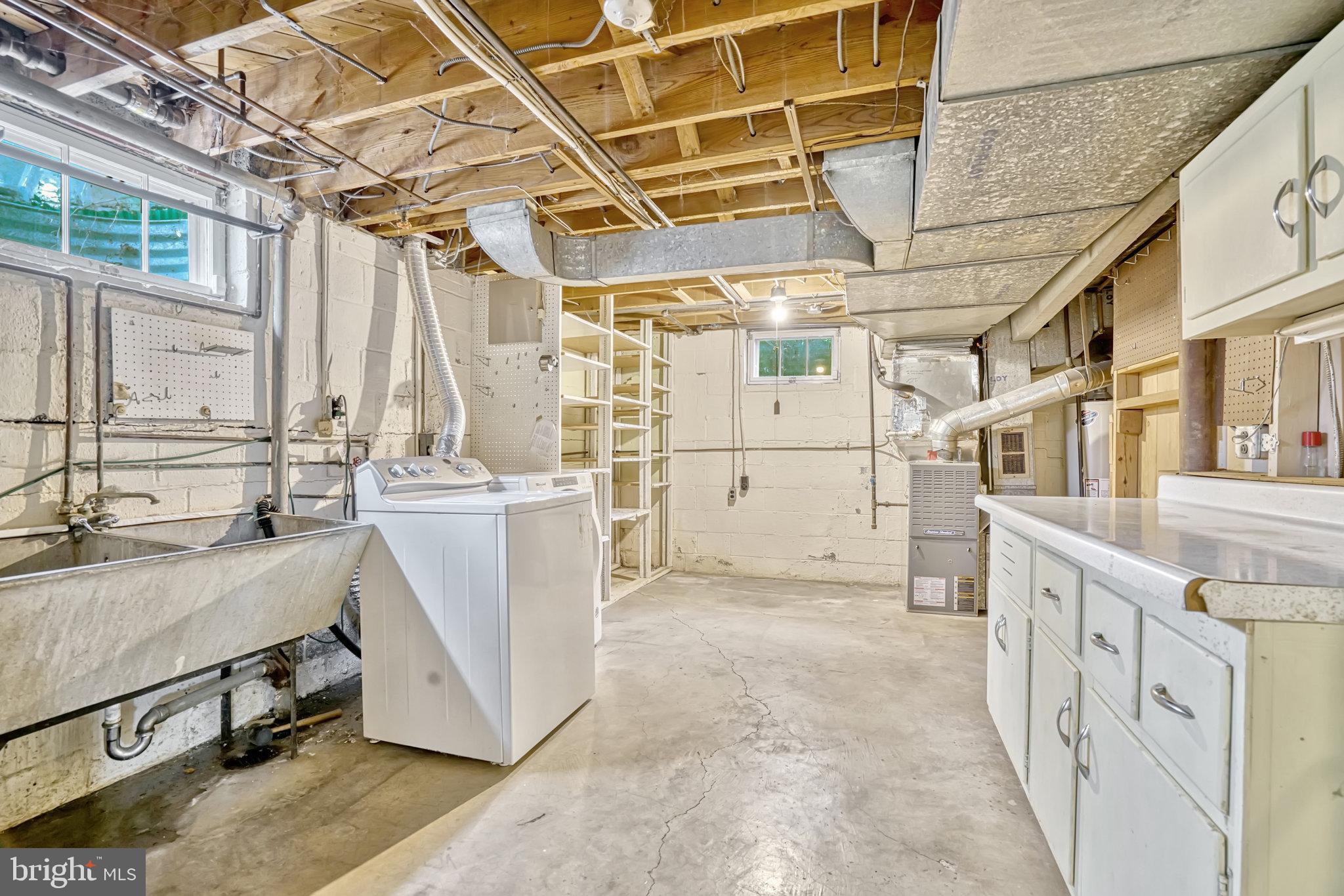 MONTICELLO PARK - Residential