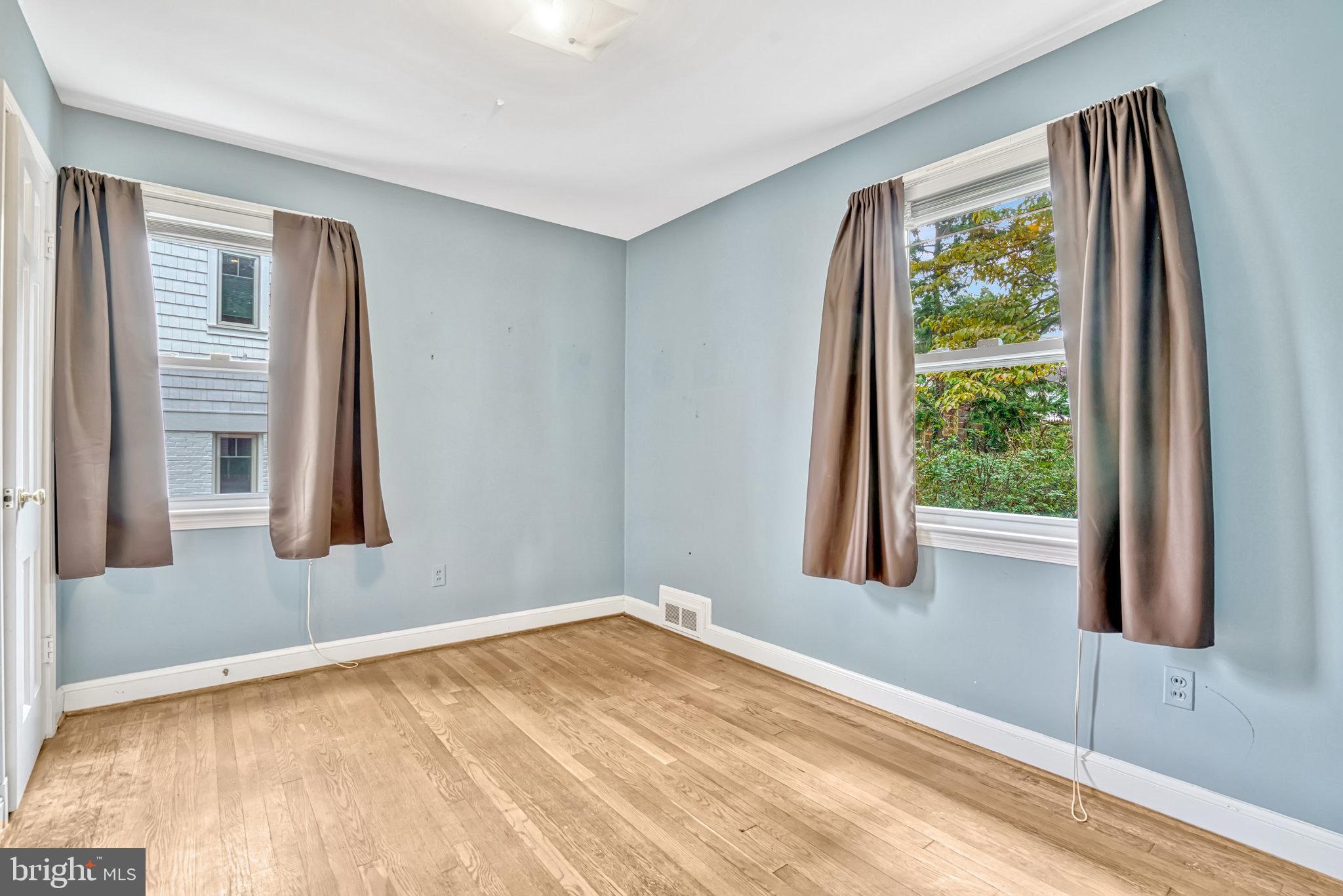 MONTICELLO PARK - Residential