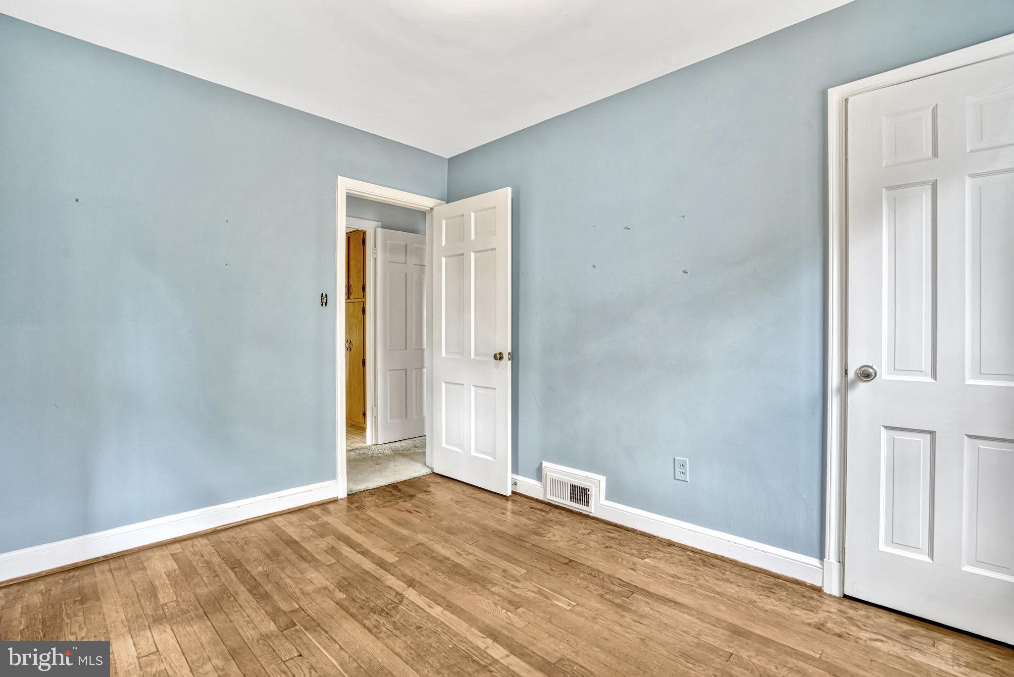 MONTICELLO PARK - Residential