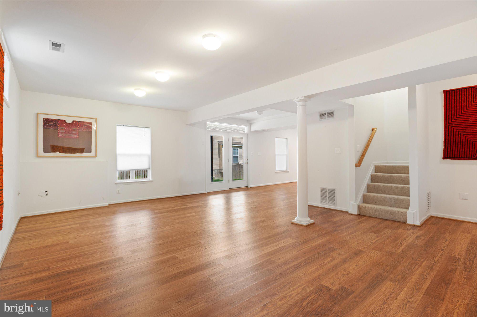 NORTH KENSINGTON - Residential