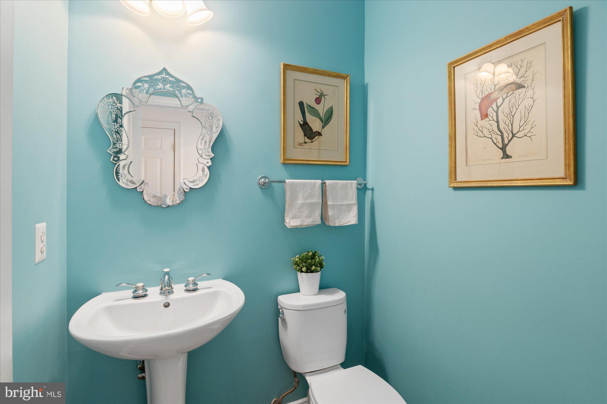 NORTH KENSINGTON - Residential