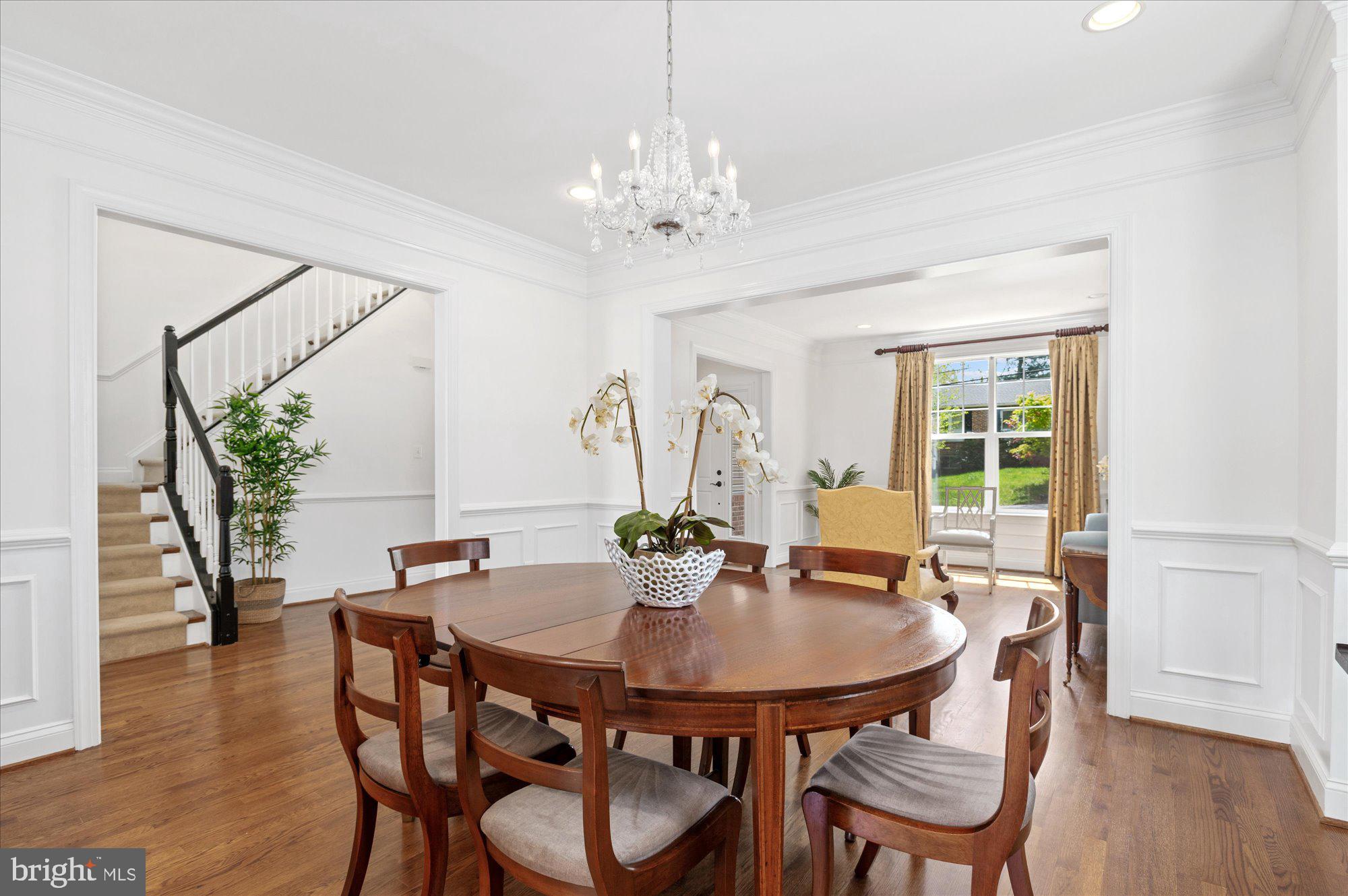 NORTH KENSINGTON - Residential