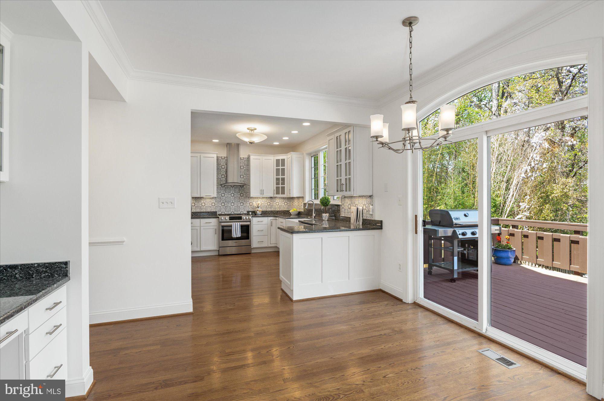 NORTH KENSINGTON - Residential