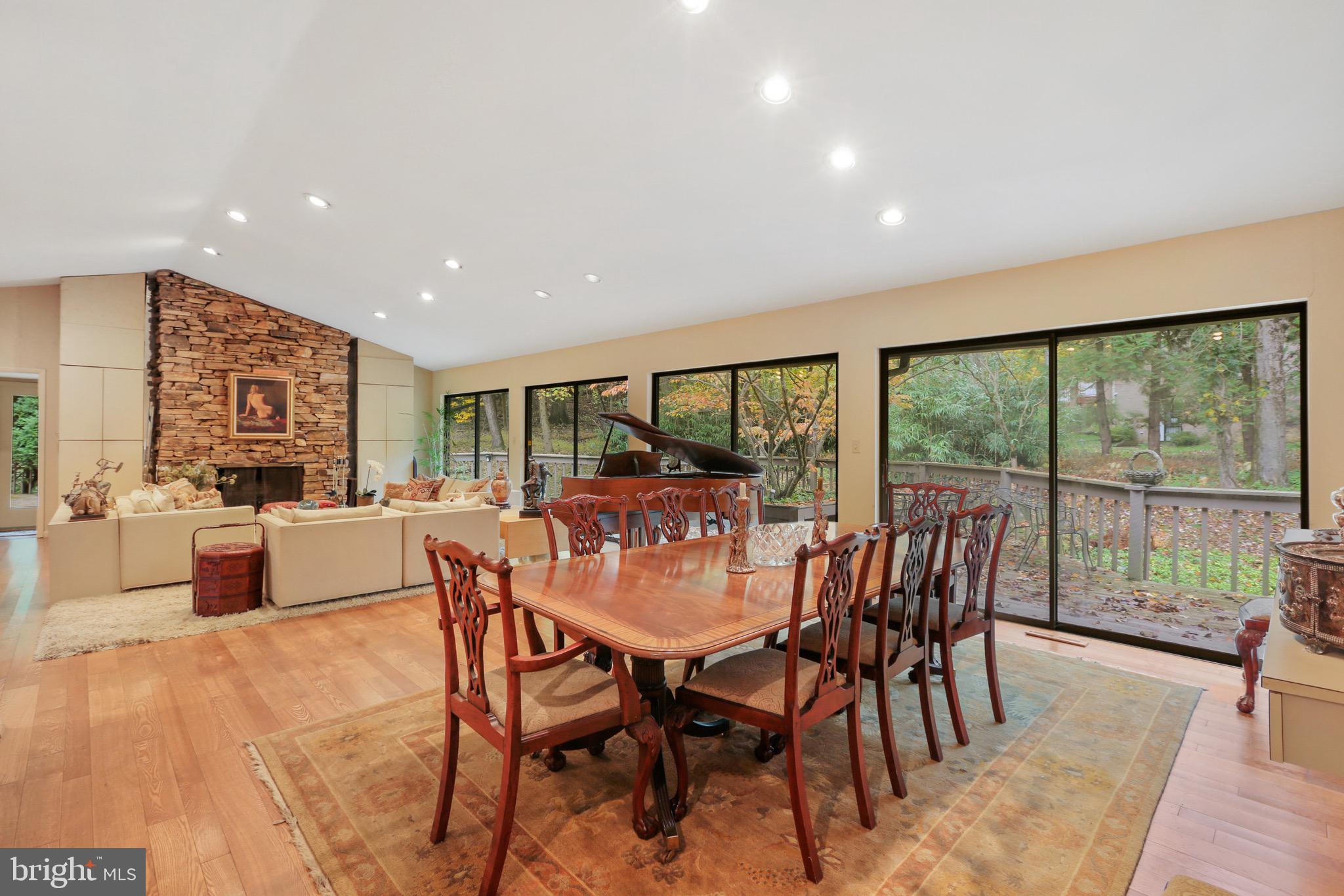 STEVENSON - Residential