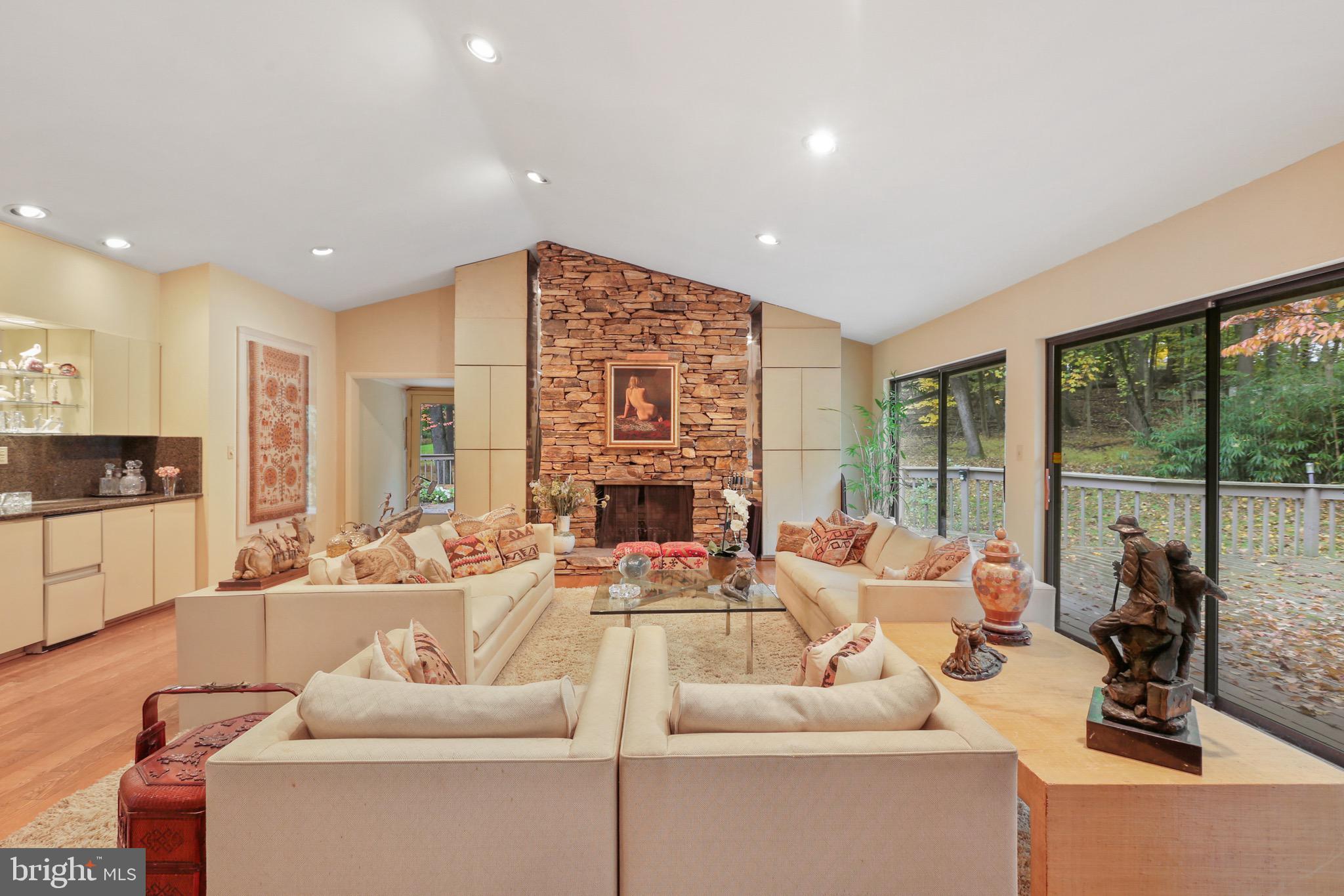 STEVENSON - Residential