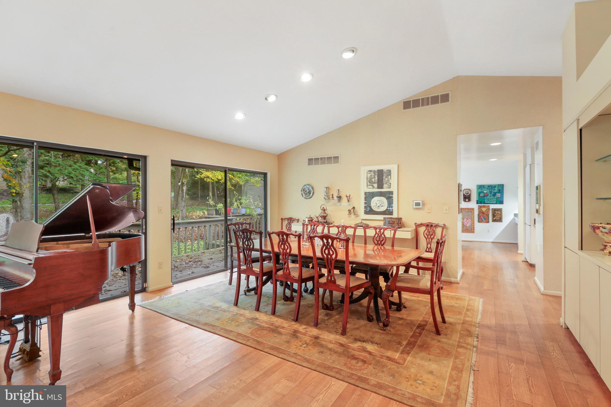 STEVENSON - Residential