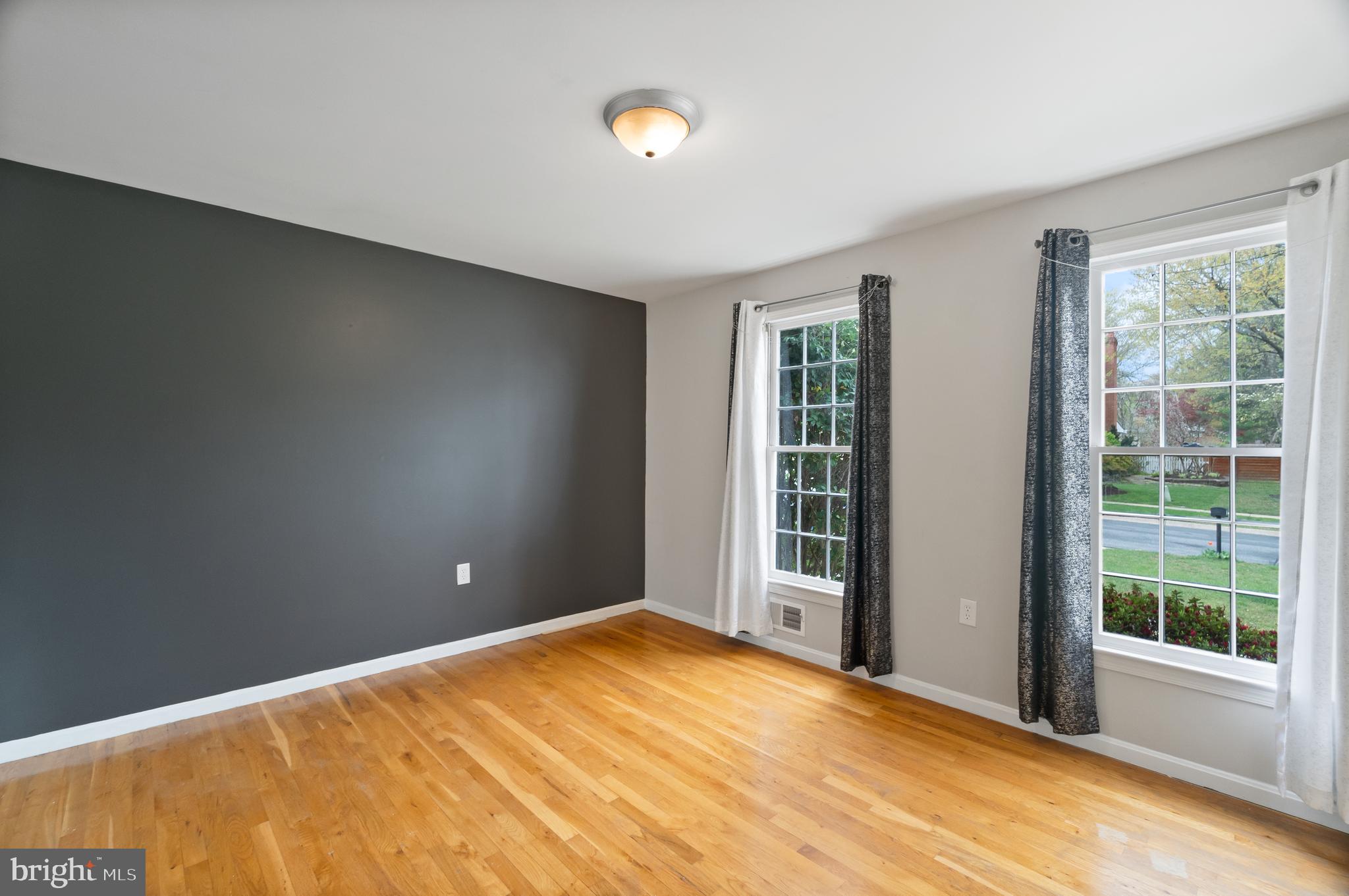 GLENFIELD MANOR - Residential Lease