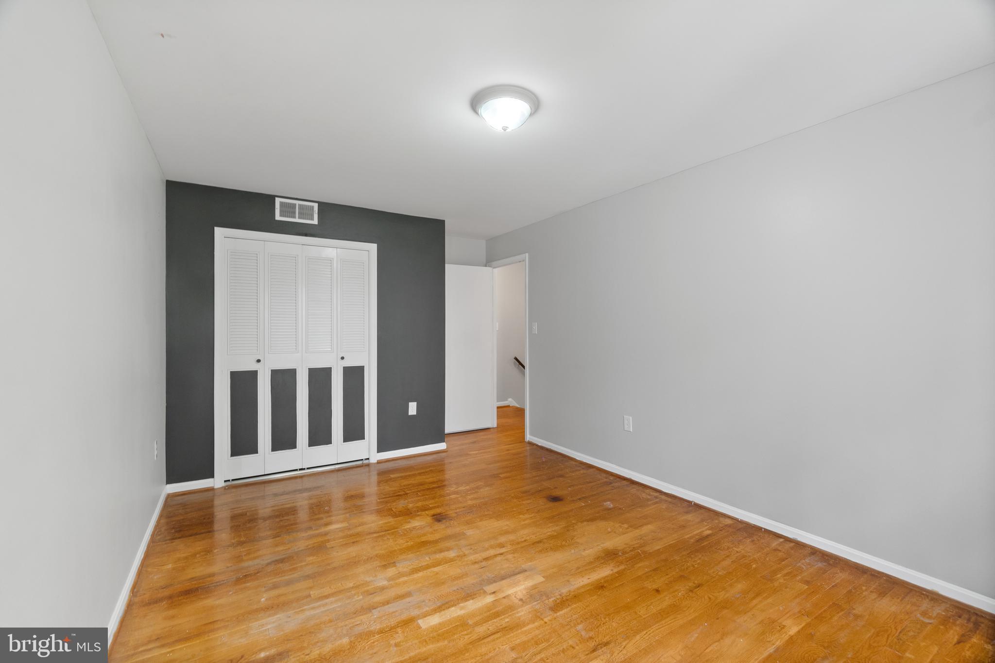 GLENFIELD MANOR - Residential Lease