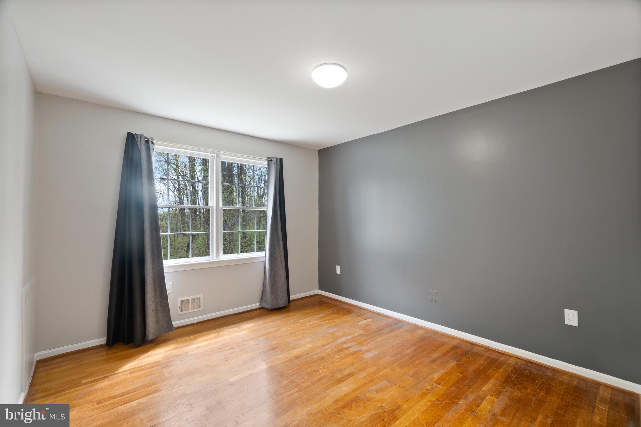 GLENFIELD MANOR - Residential Lease