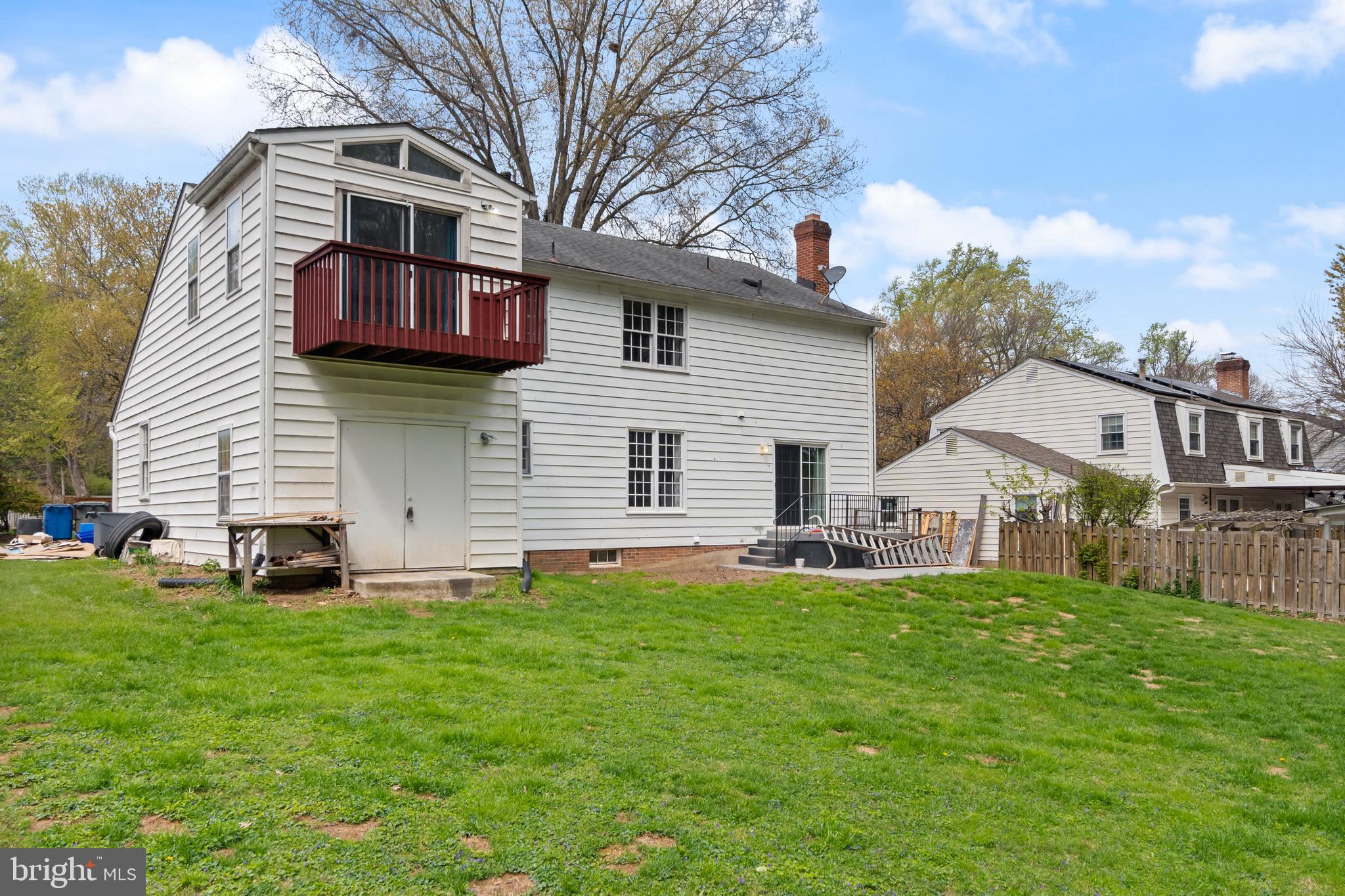 GLENFIELD MANOR - Residential Lease