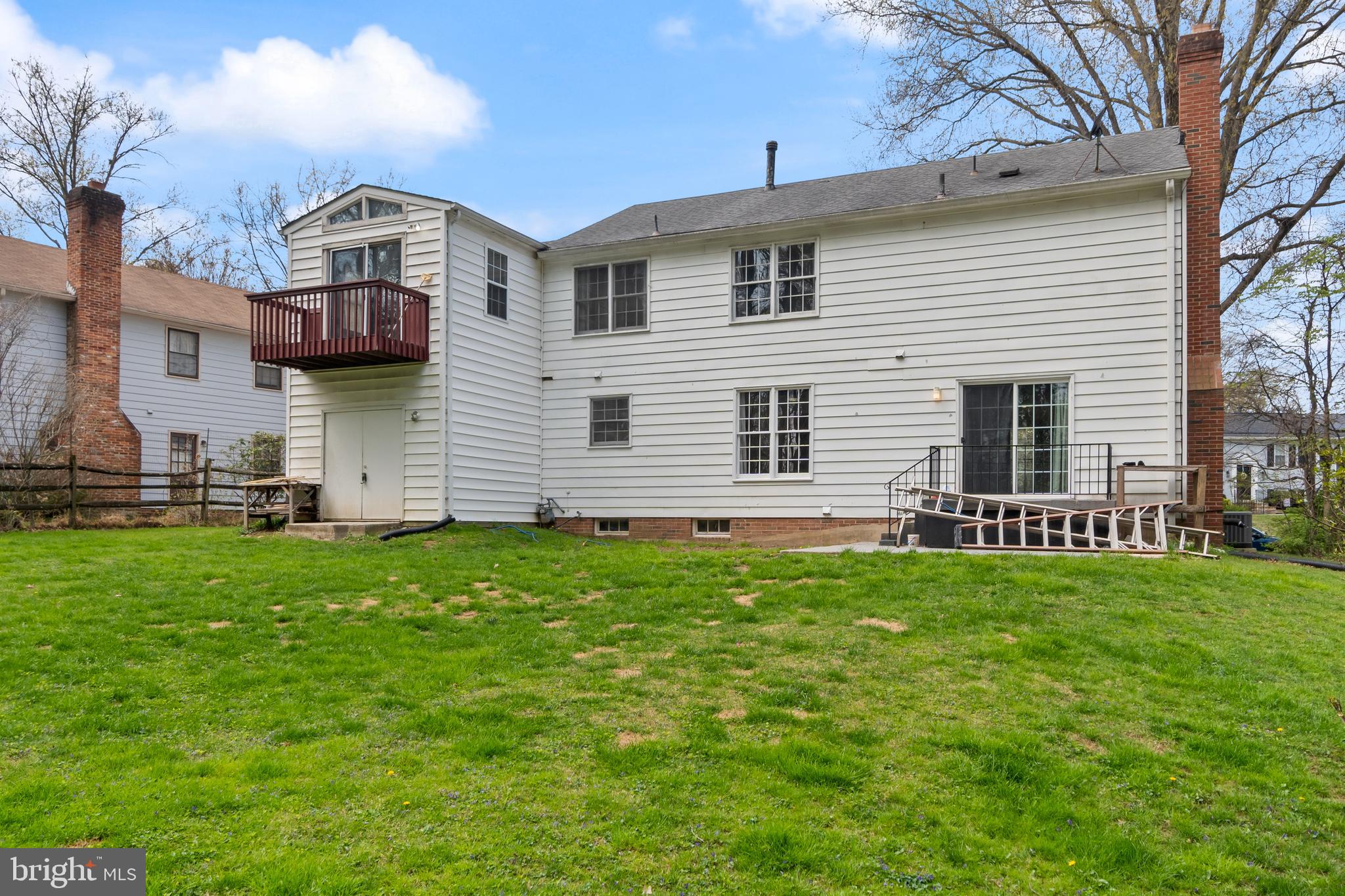 GLENFIELD MANOR - Residential Lease