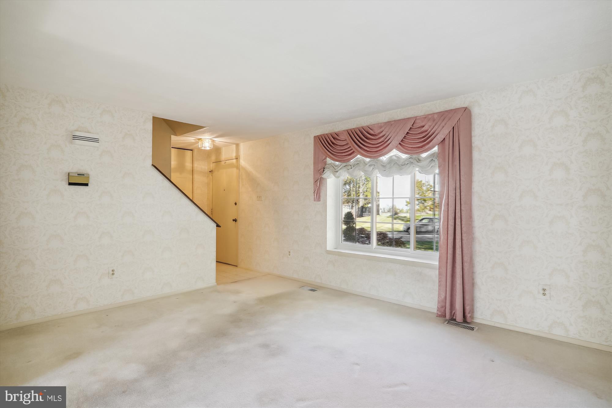 CHARLENE - Residential