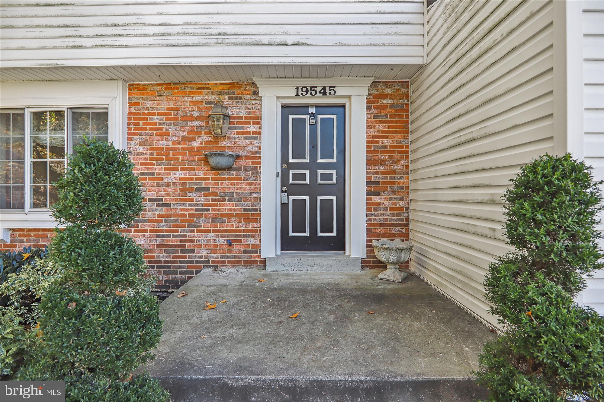 CHARLENE - Residential