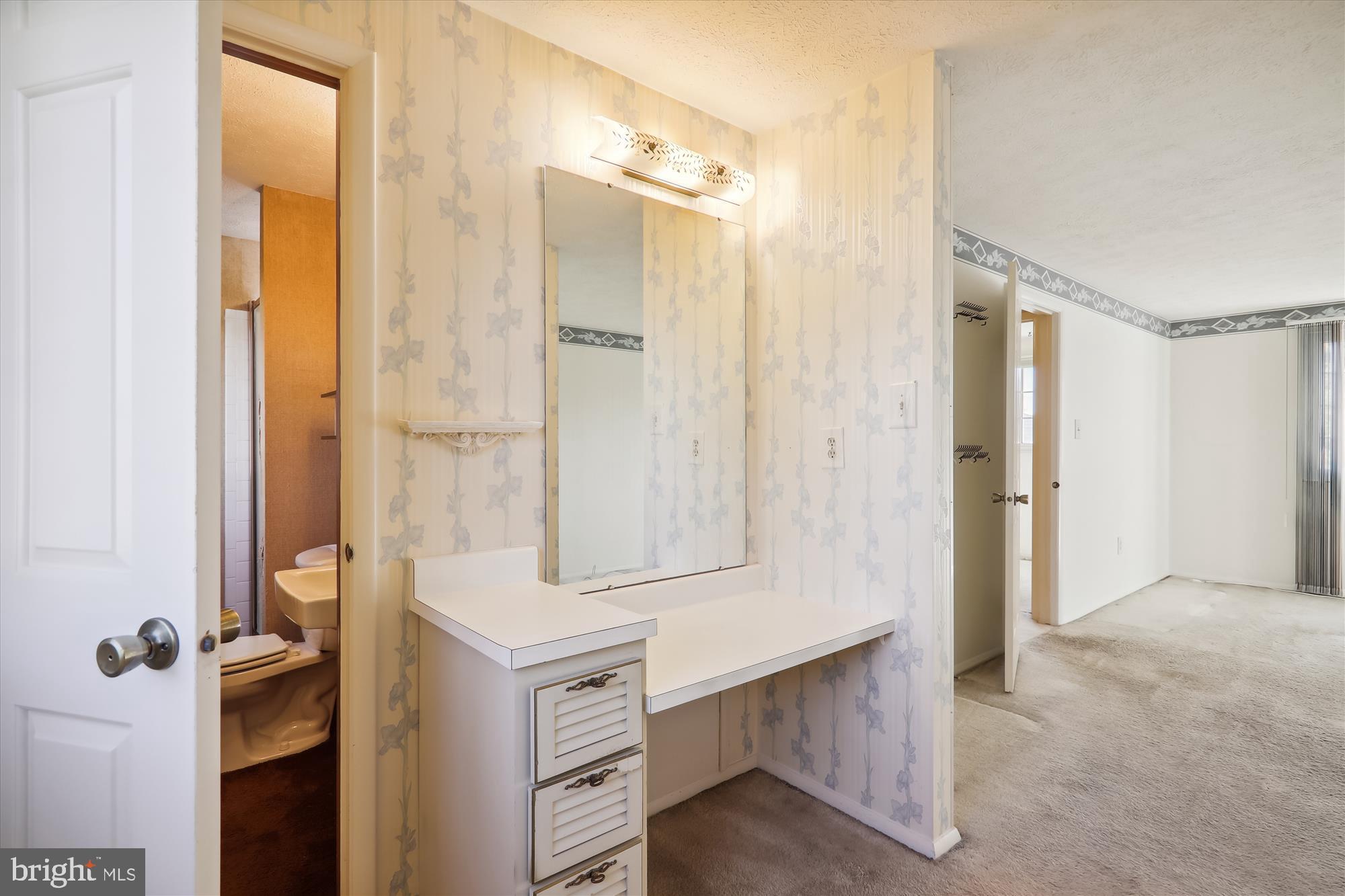 CHARLENE - Residential