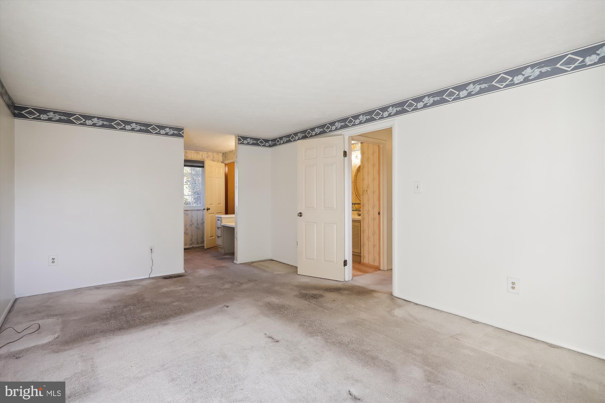 CHARLENE - Residential