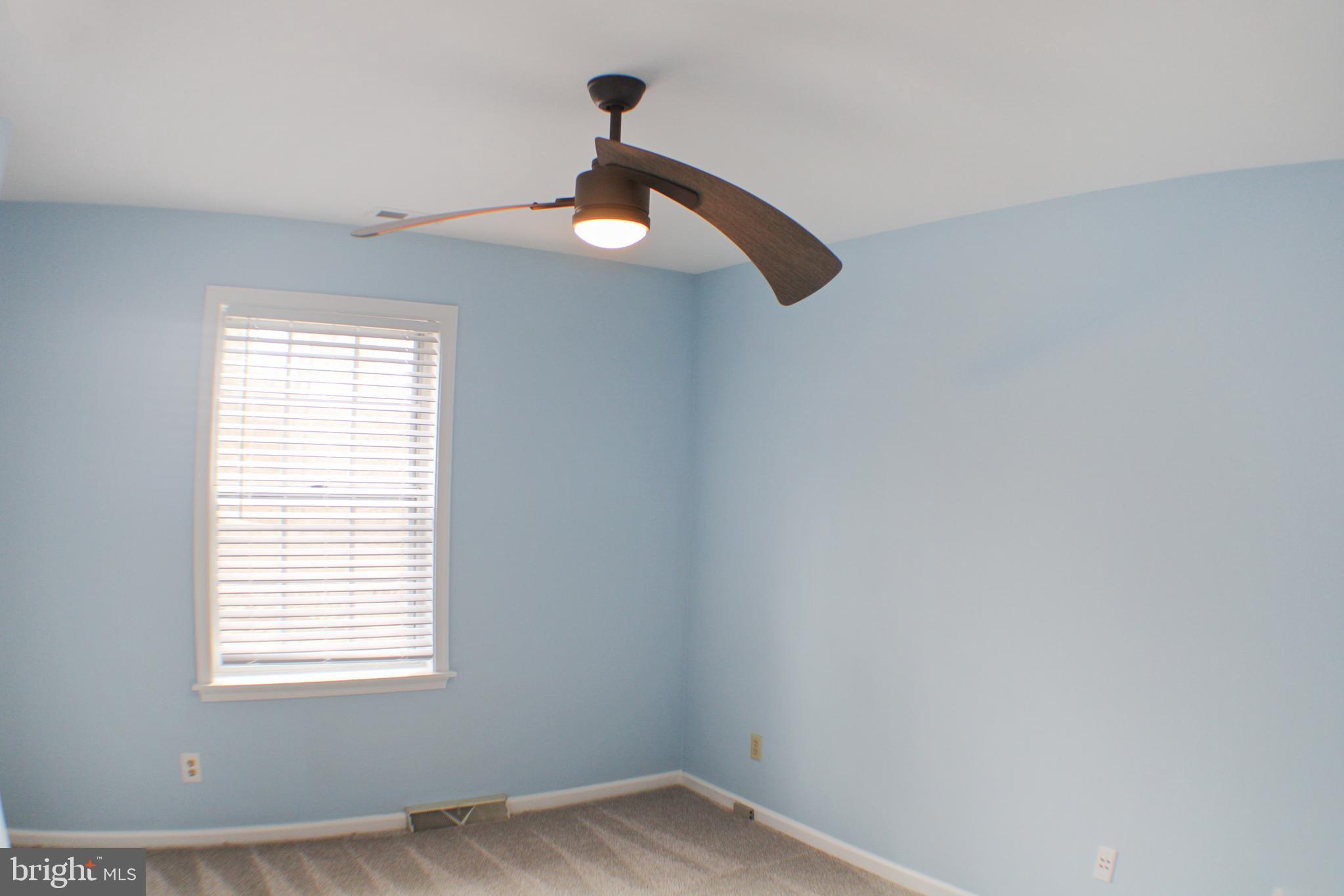 NORTH PINES - Residential Lease