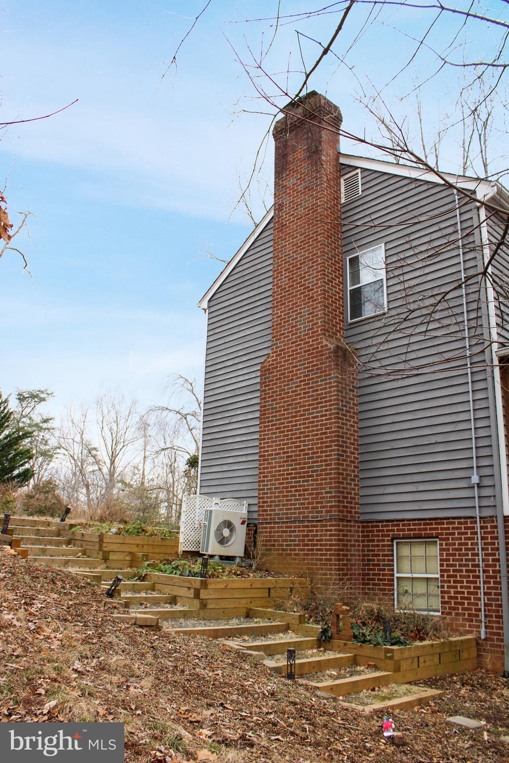 NORTH PINES - Residential Lease