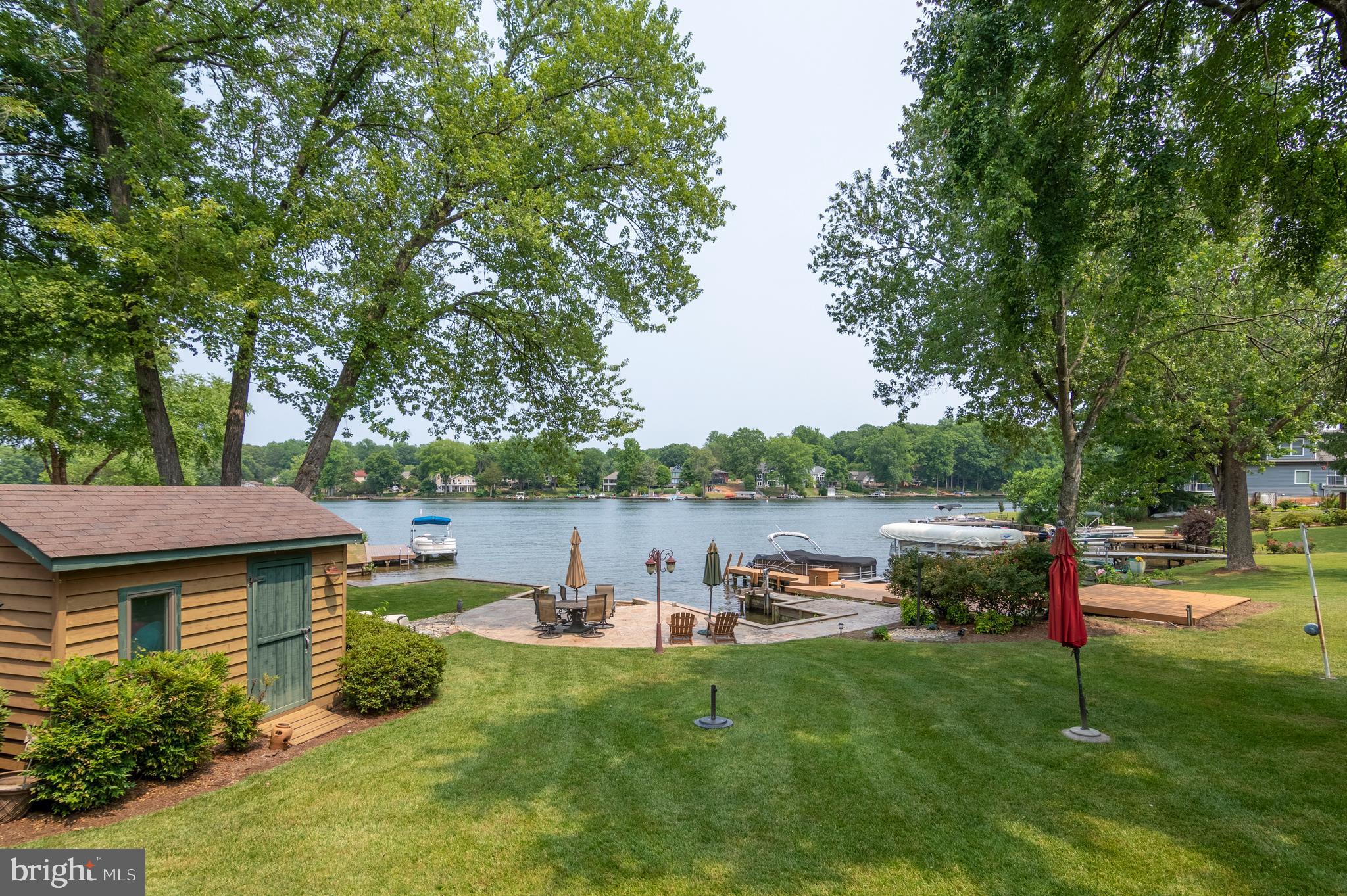 LAKE OF THE WOODS - Residential